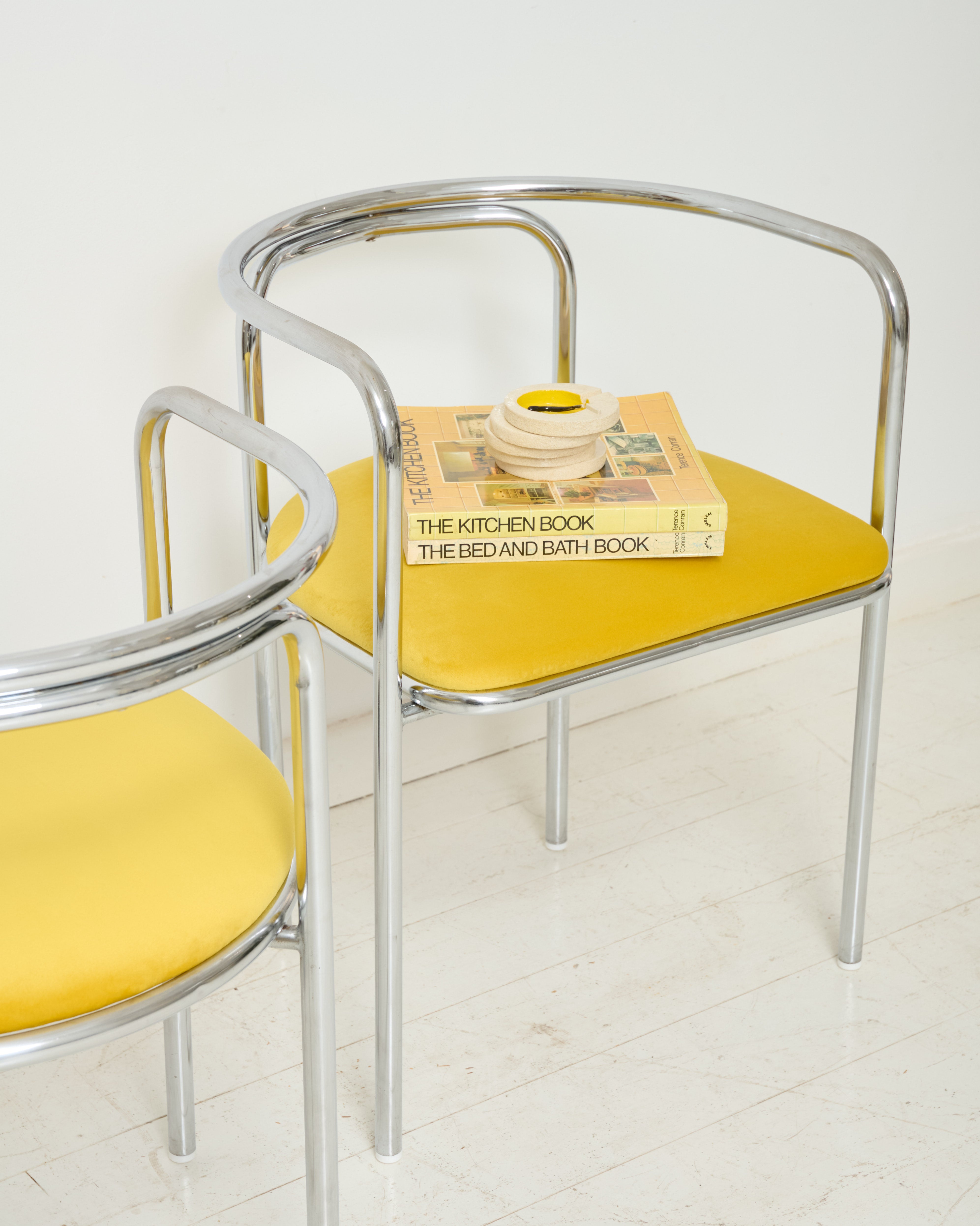 Fauteuils, dlg Gae Aulenti, 1970s