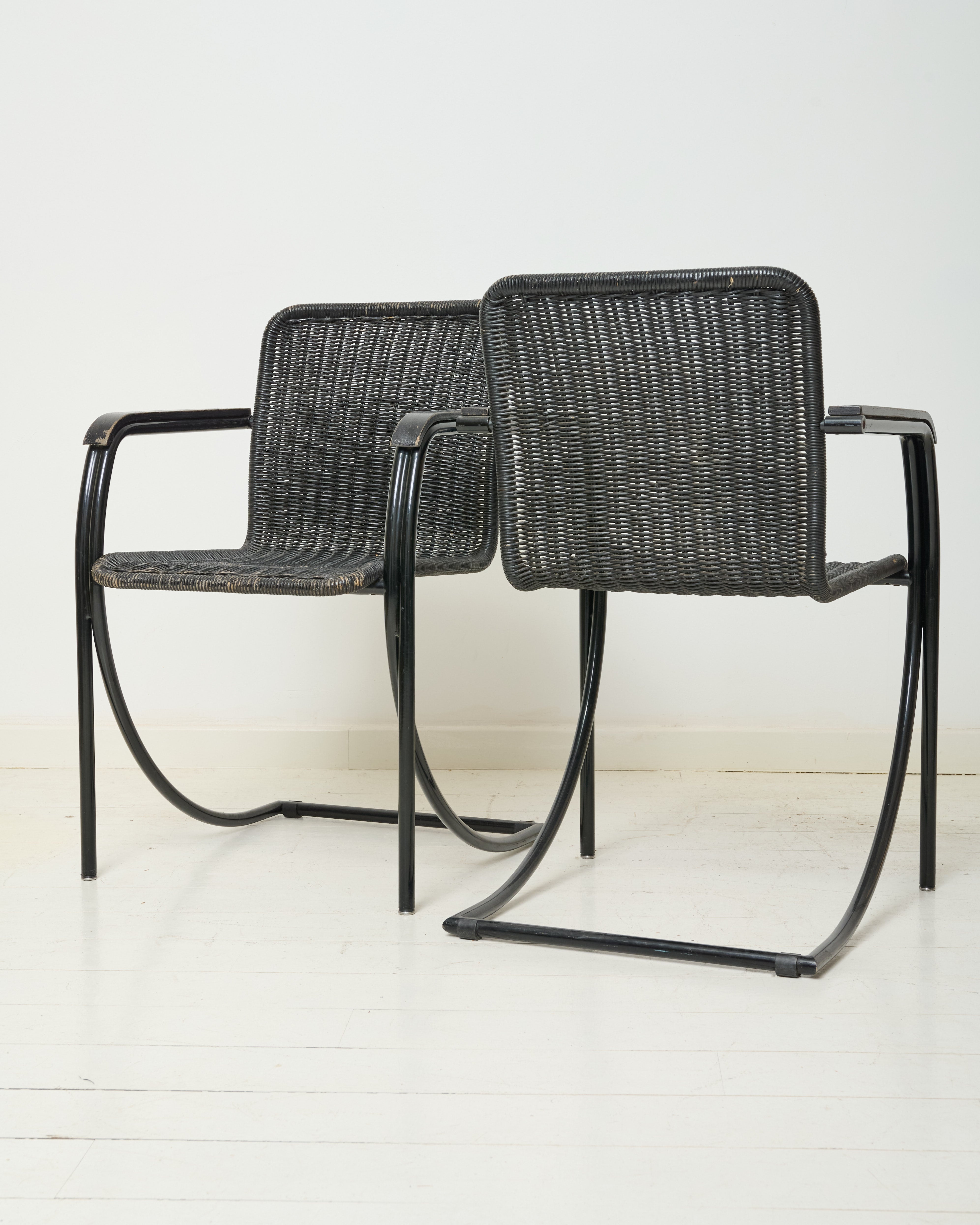 Fauteuil cantilever (1 sur 2), 1980s