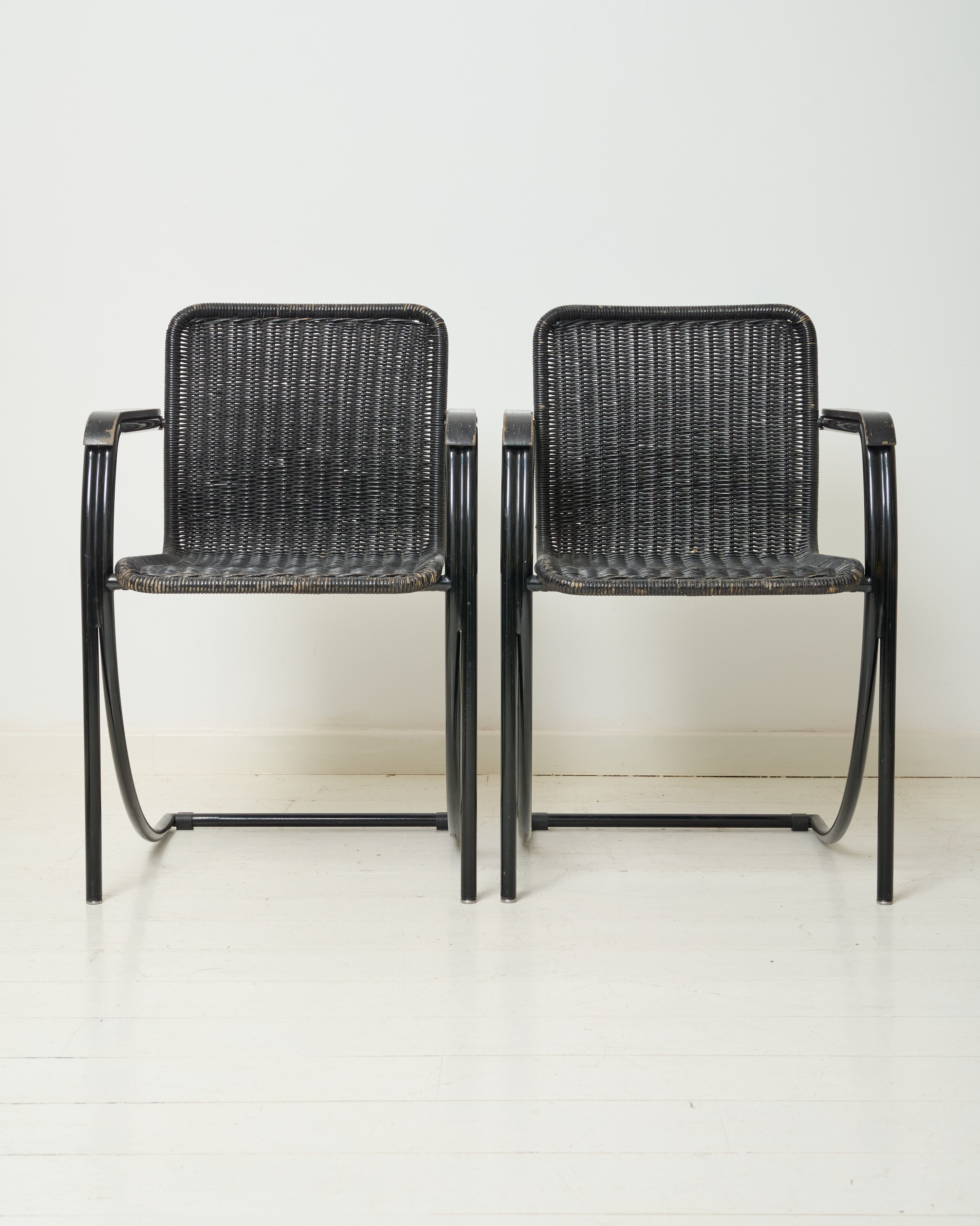 Fauteuil cantilever (1 sur 2), 1980s