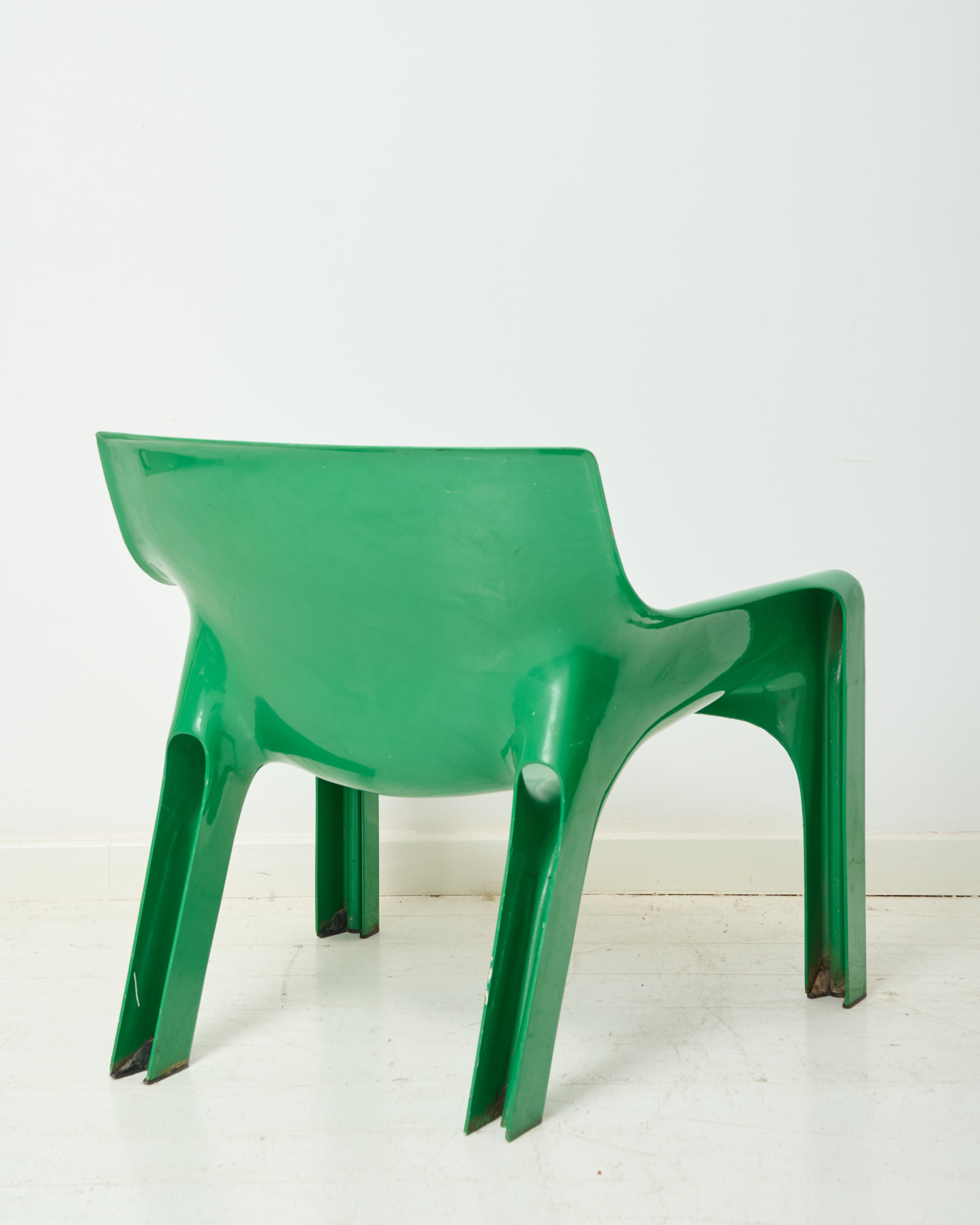 "Vicario" armchair (1 of 2), Vico Magistretti, Artemide, 1970