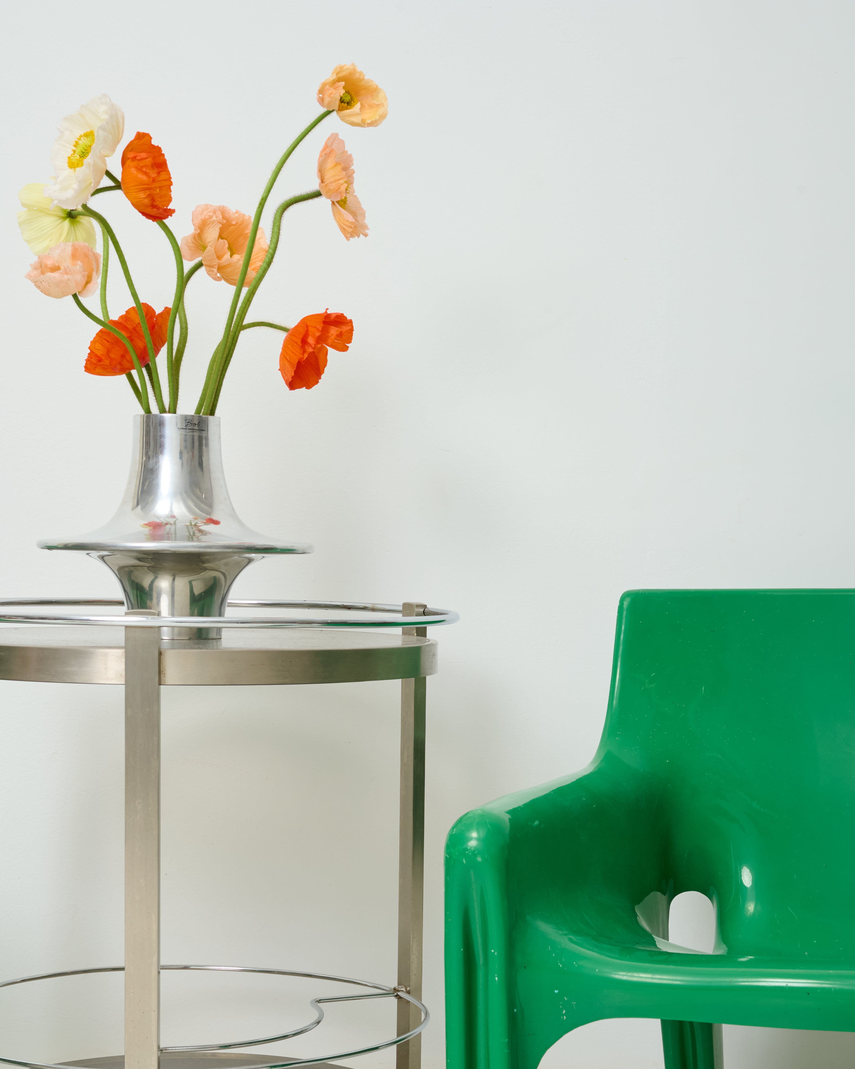 "Vicario" armchair (1 of 2), Vico Magistretti, Artemide, 1970