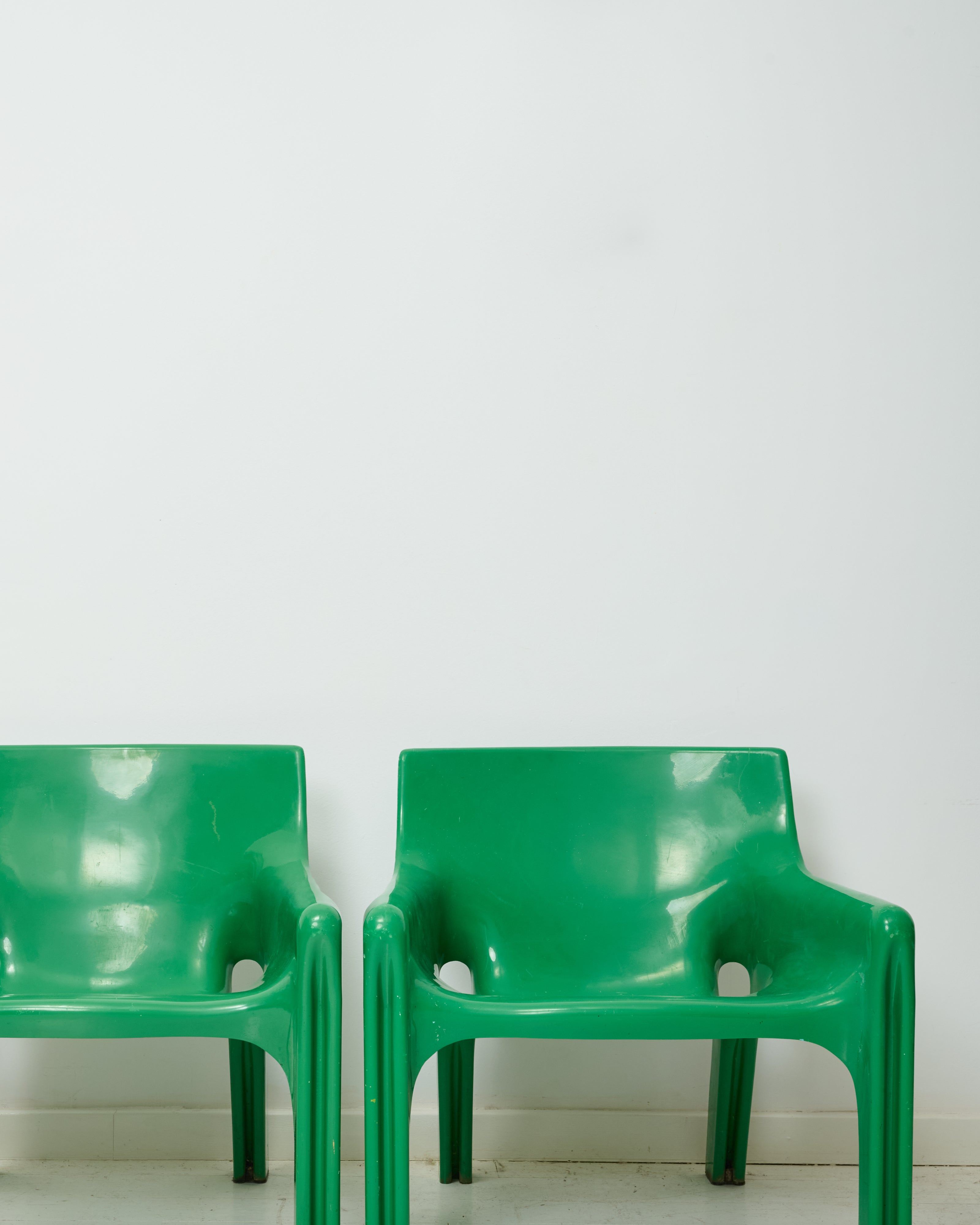 "Vicario" armchair (1 of 2), Vico Magistretti, Artemide, 1970