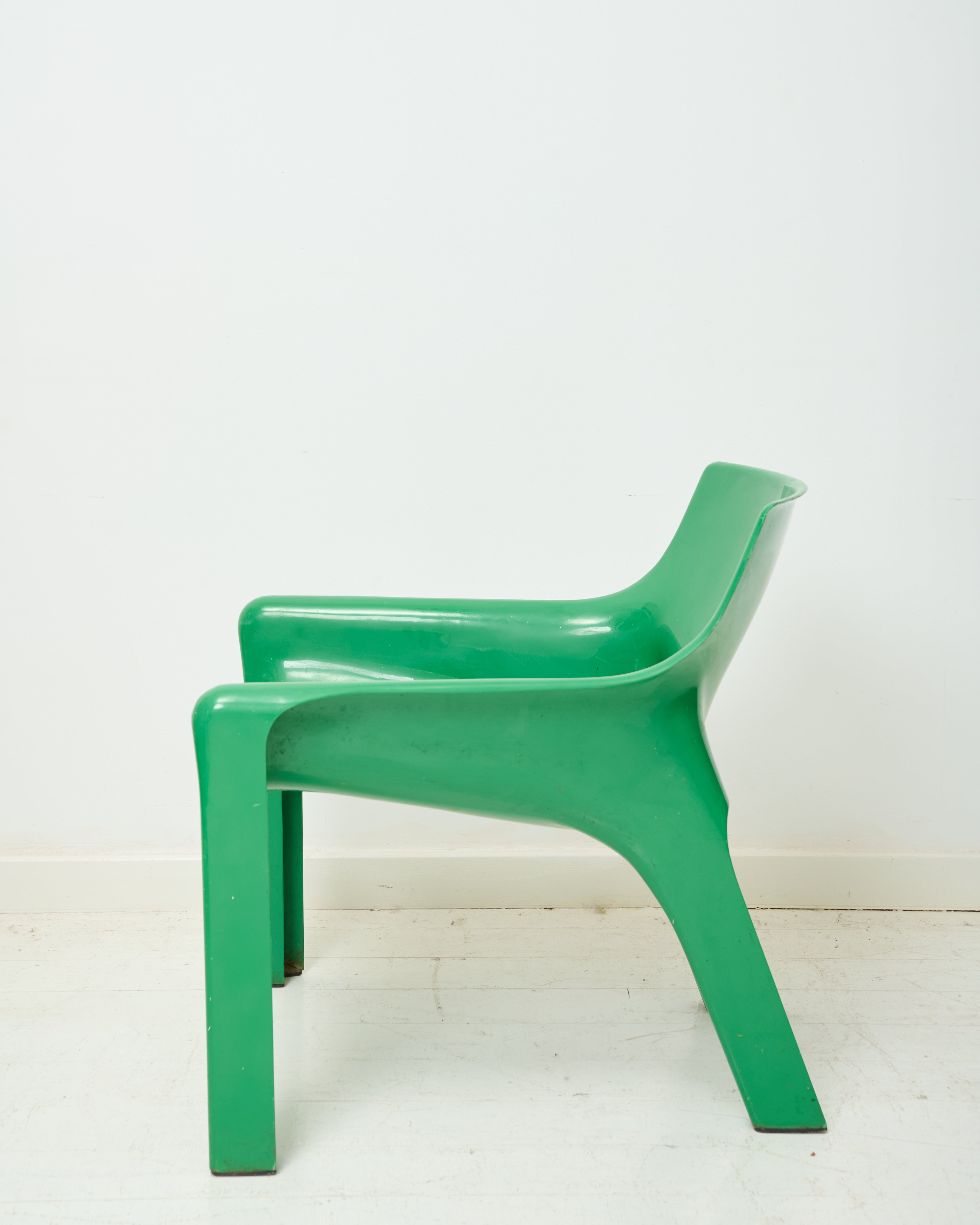 "Vicario" armchair (1 of 2), Vico Magistretti, Artemide, 1970