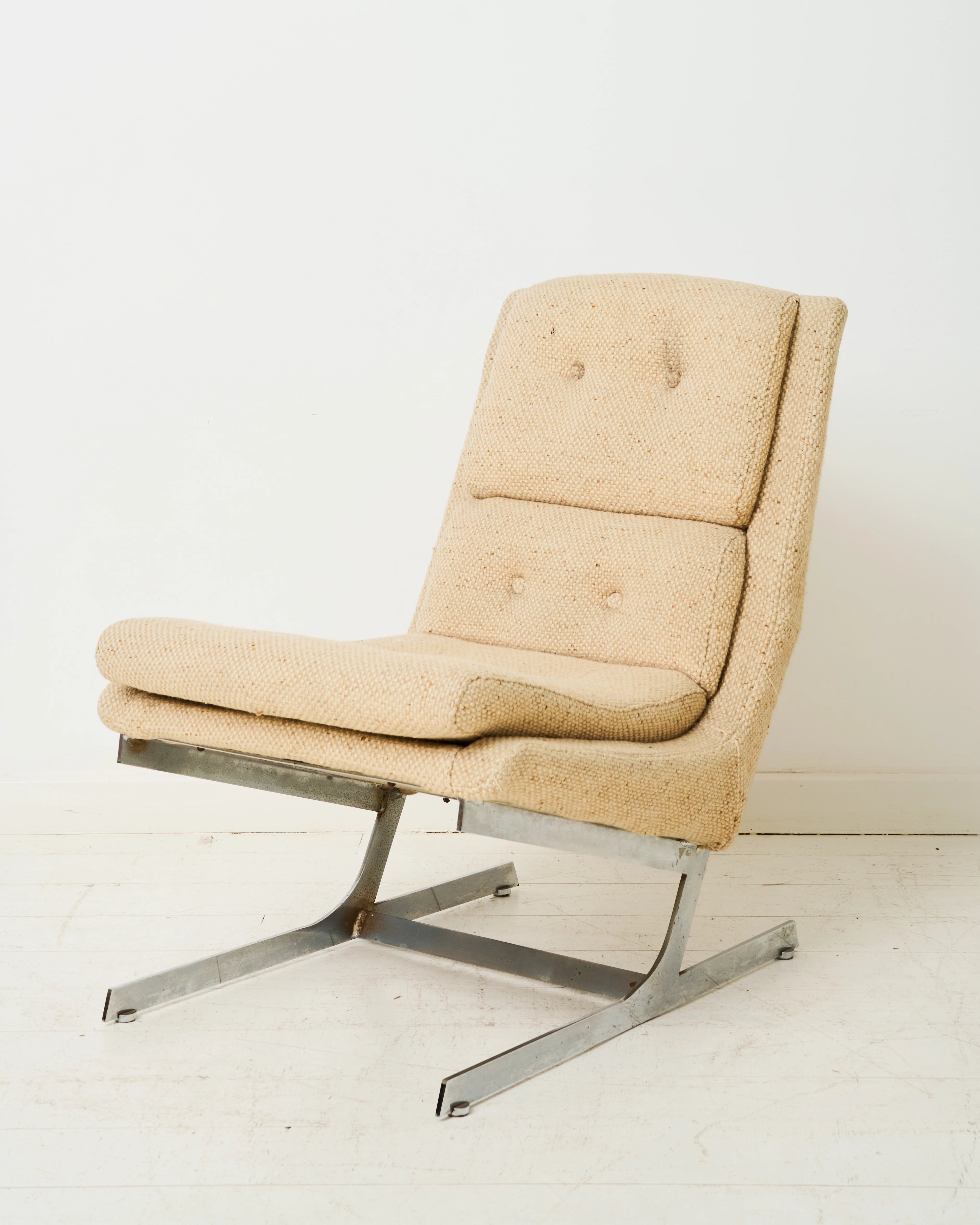 Chauffeuse piètement traineau (1 sur 2), Raphael Raffel, 1970s