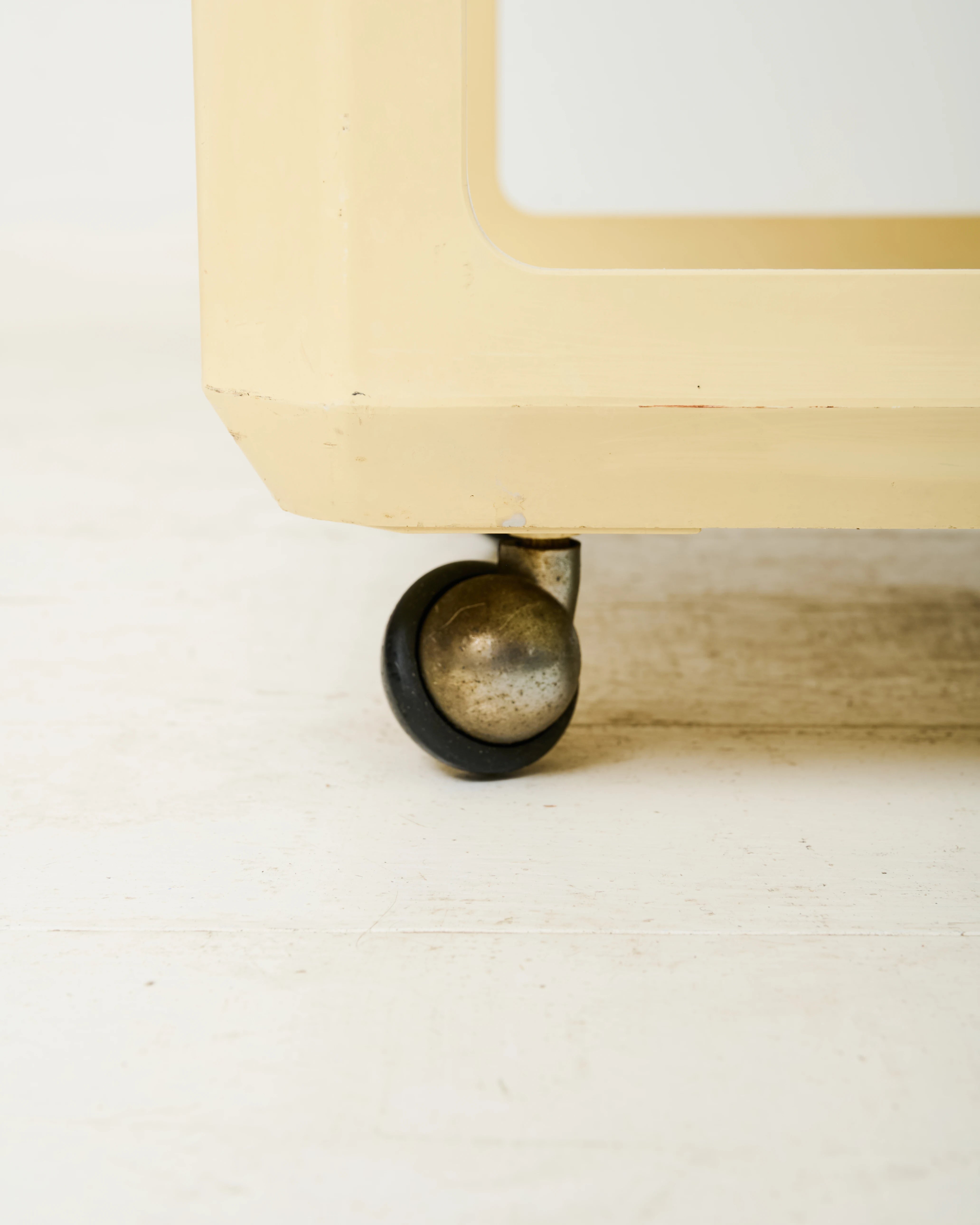 Desserte en plastique, Kartell, 1970-1980