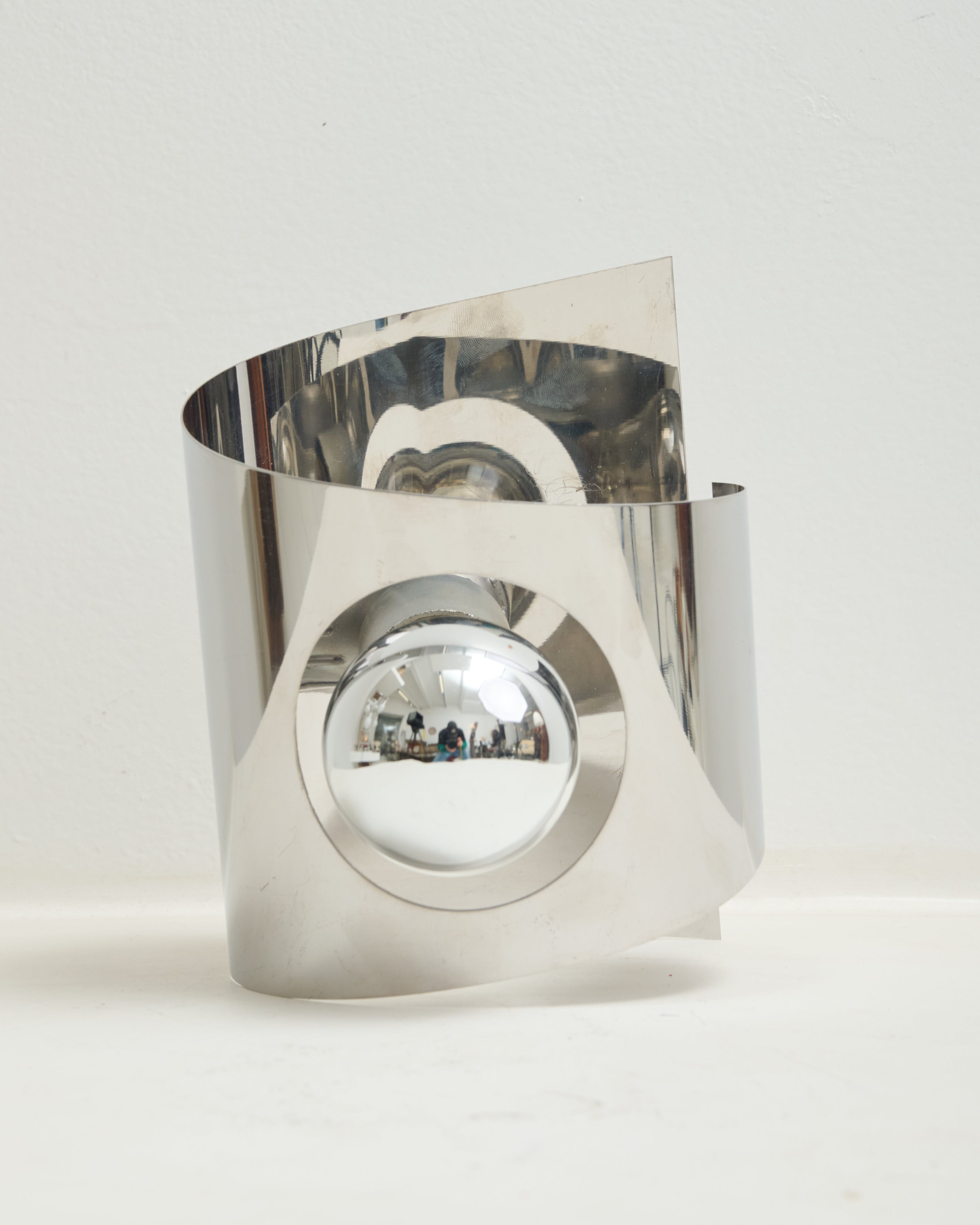 Space Age free-form chrome wall sconce, 1970s