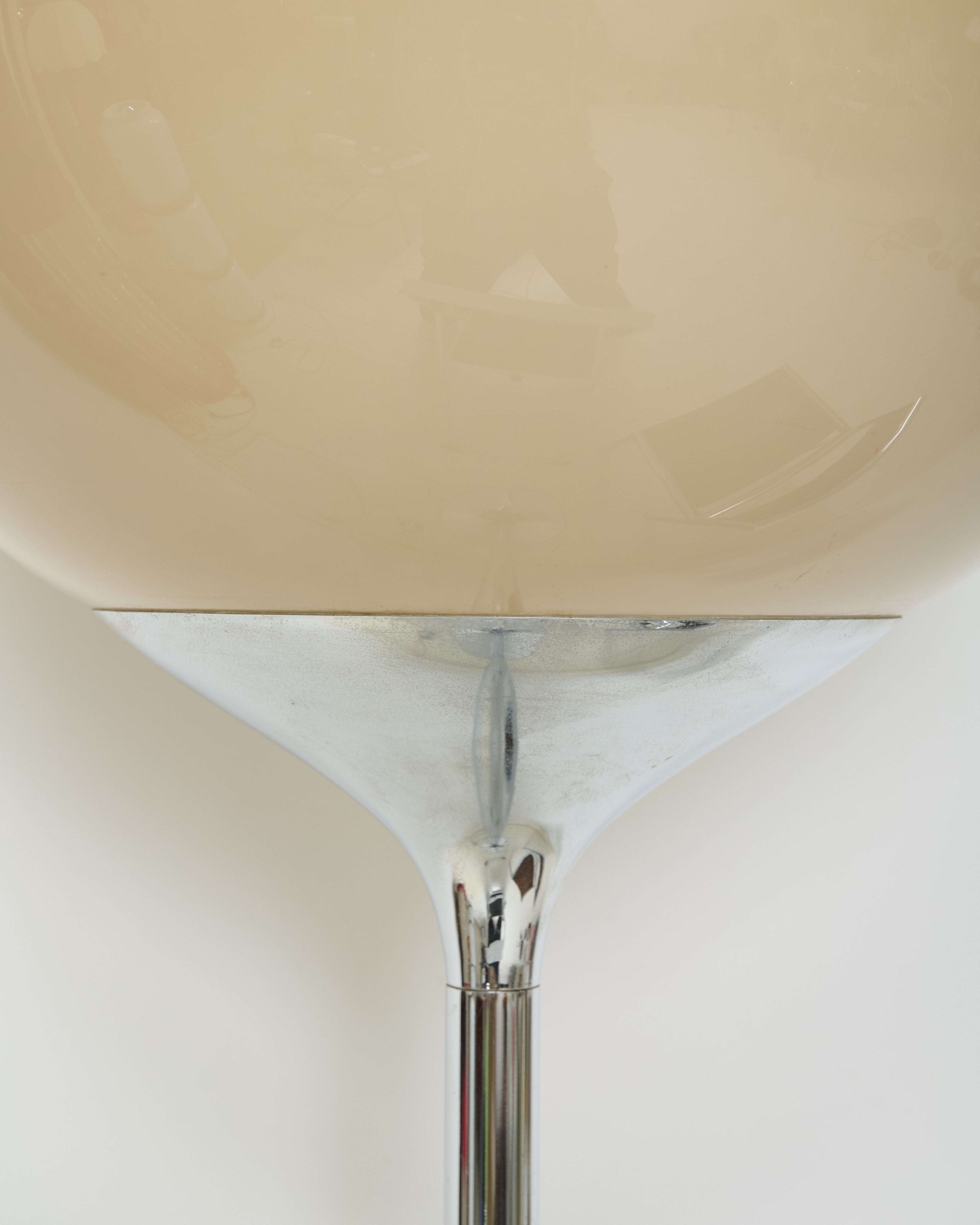 “Bud Grande” floor lamp, Guzzini, 1970s