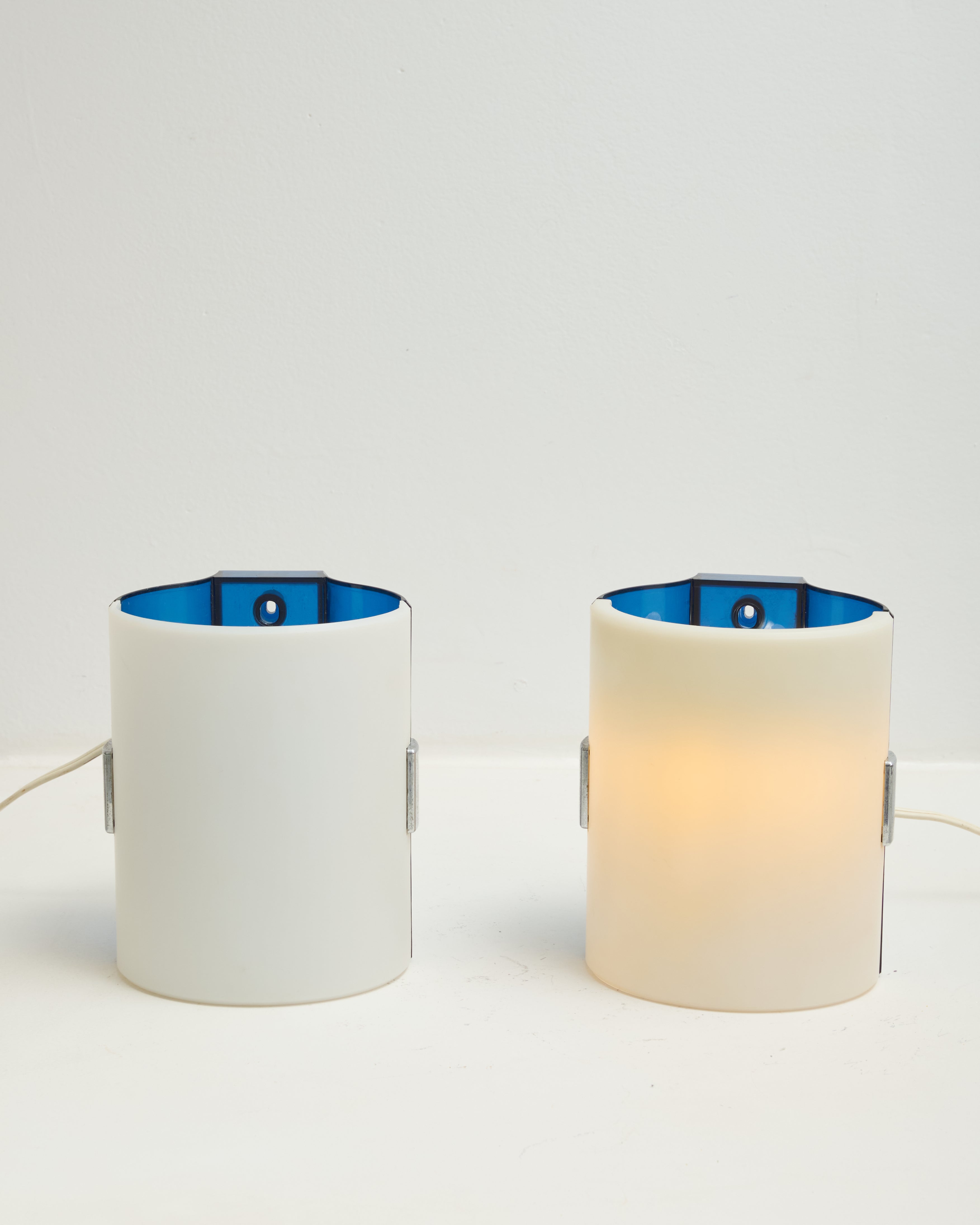 Paire d'appliques bicolore "134", Allibert, 1970s