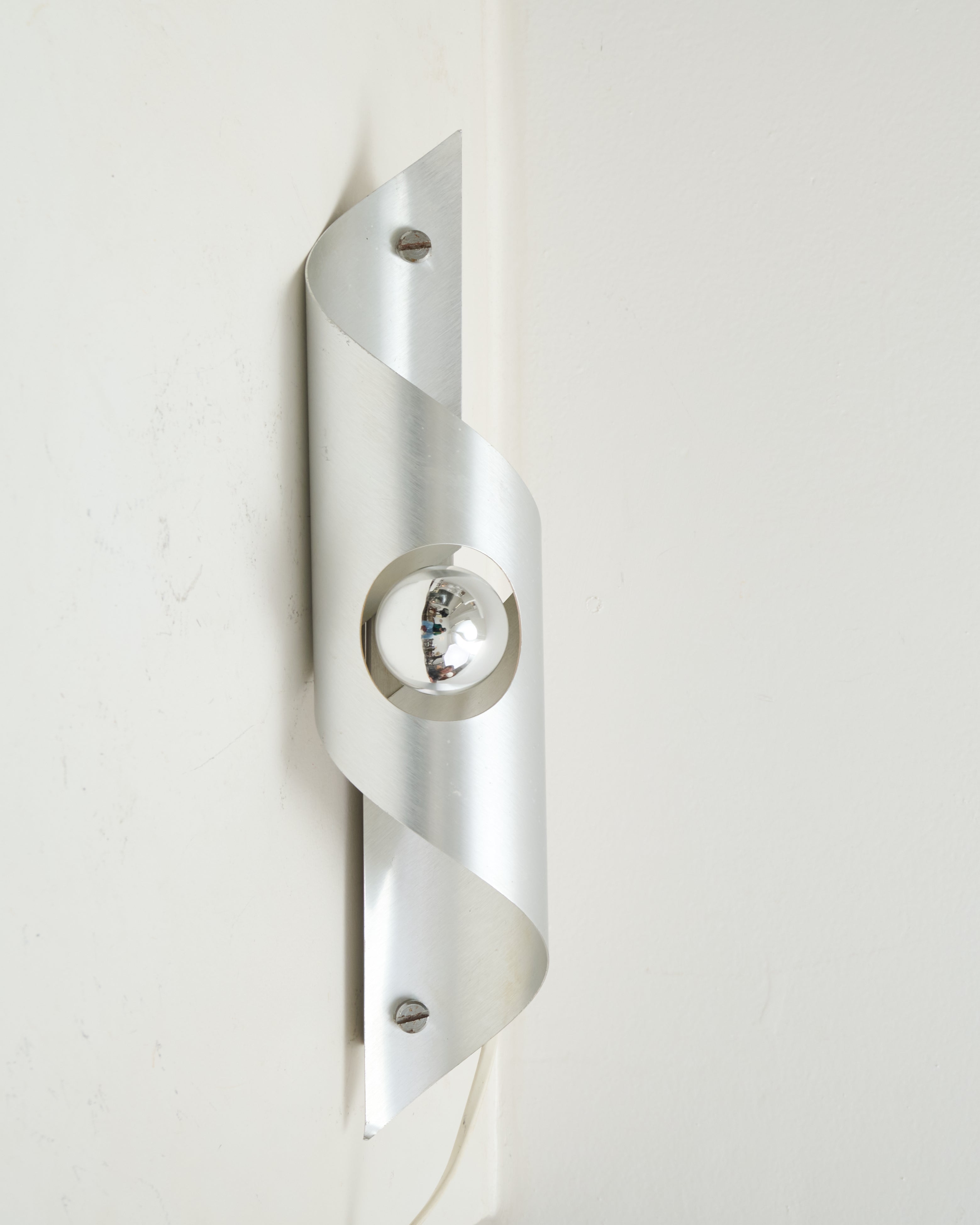 Applique cylindrique Space age, aluminium brossé, 1970-1980