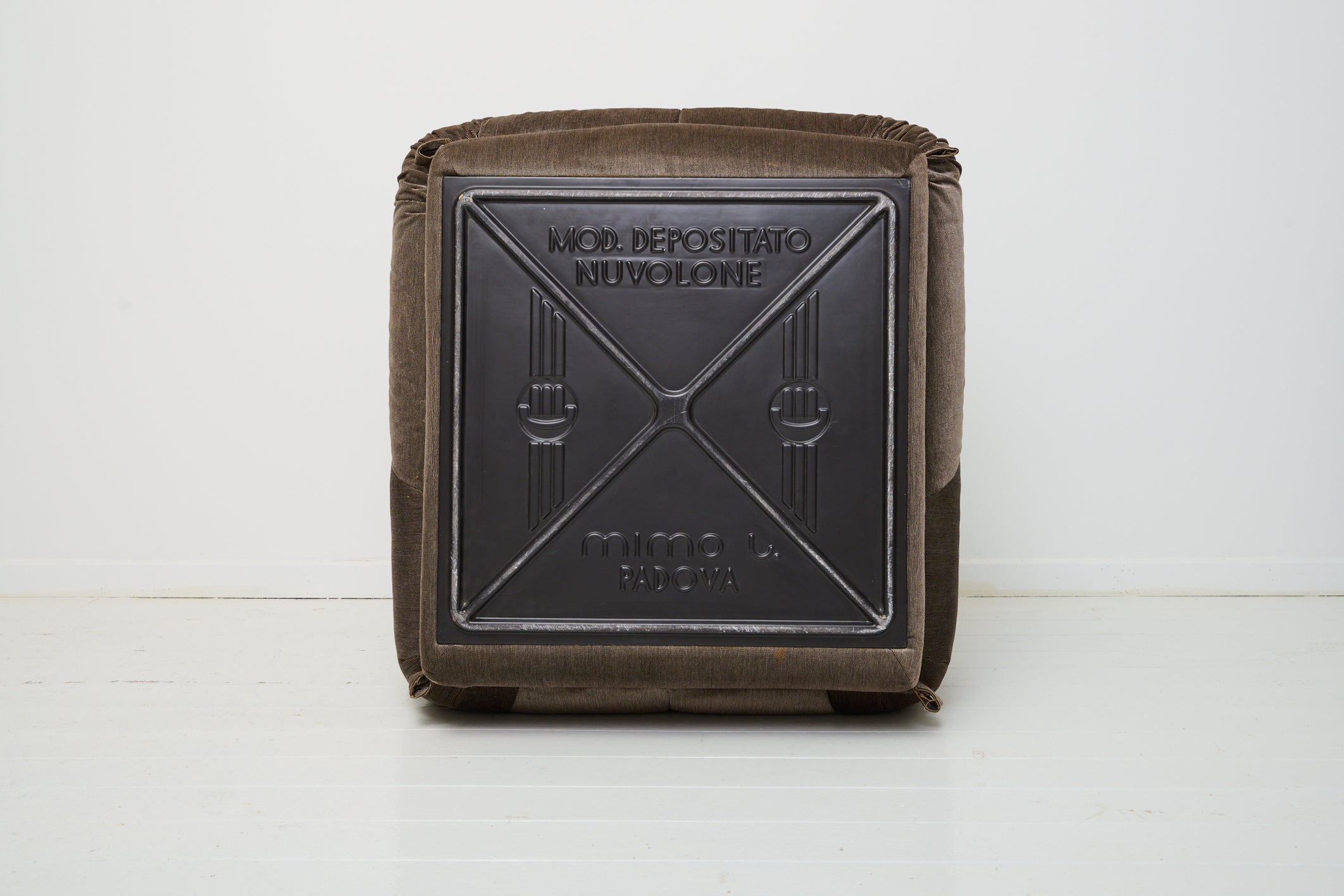 Chauffeuse "Nuvolone", R. Maturi, Mimo Padova, 1970s