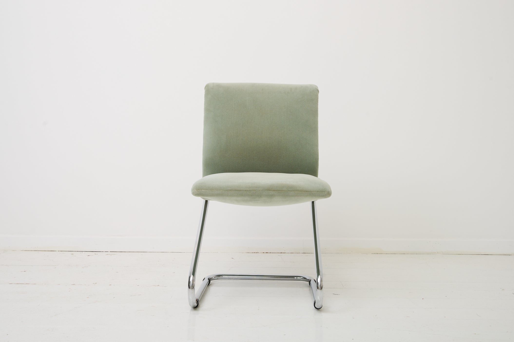 Chaises tubulaires (4), 1970