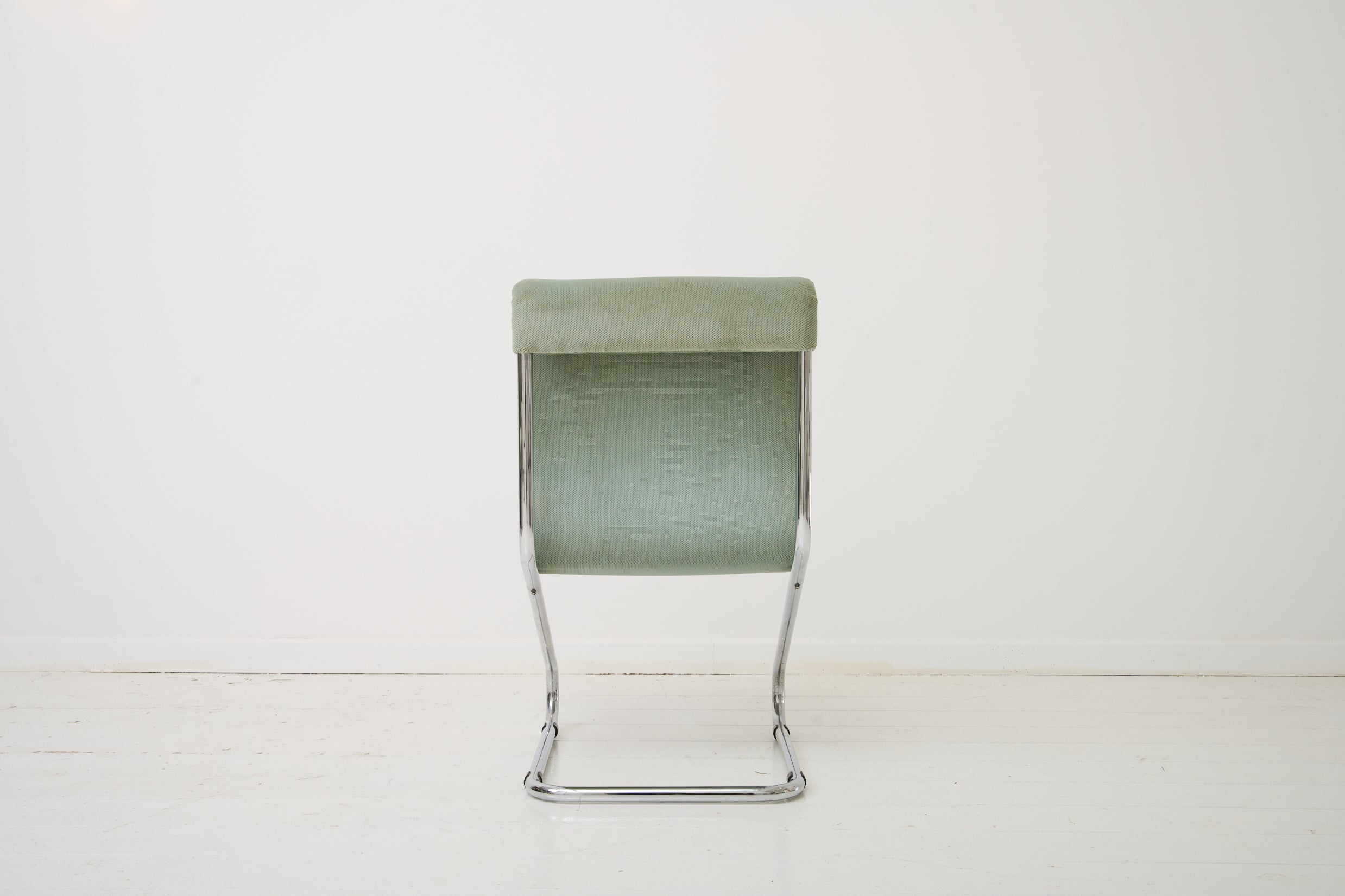 Chaises tubulaires (4), 1970