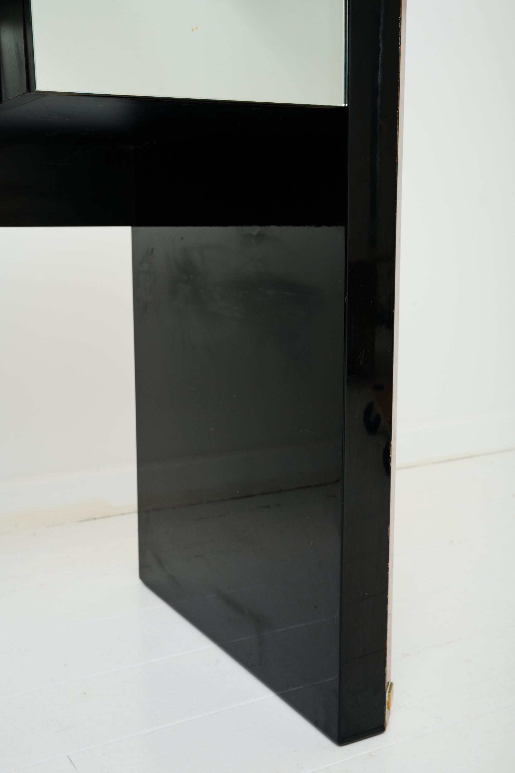 Coiffeuse J-C Mahey, 1960-1970