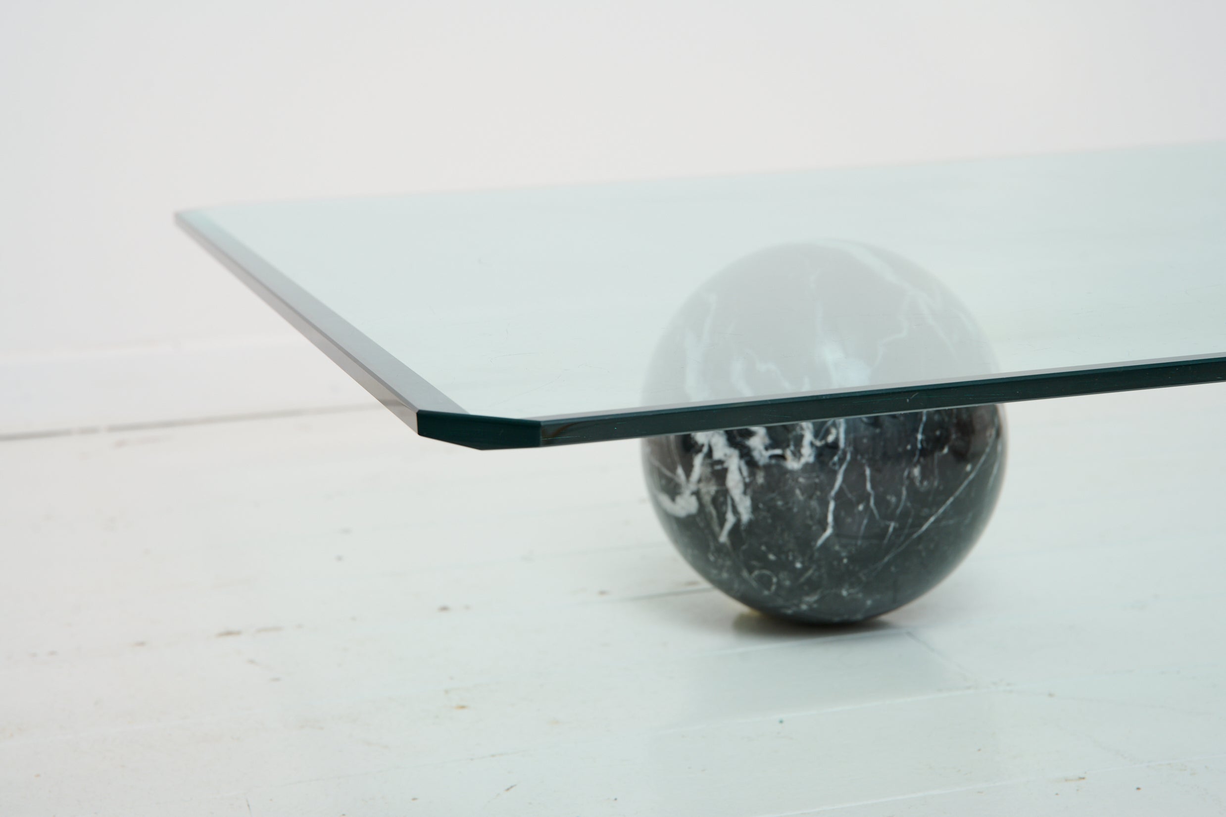 Table basse "Trois sphères", Vignelli, 1980-1990