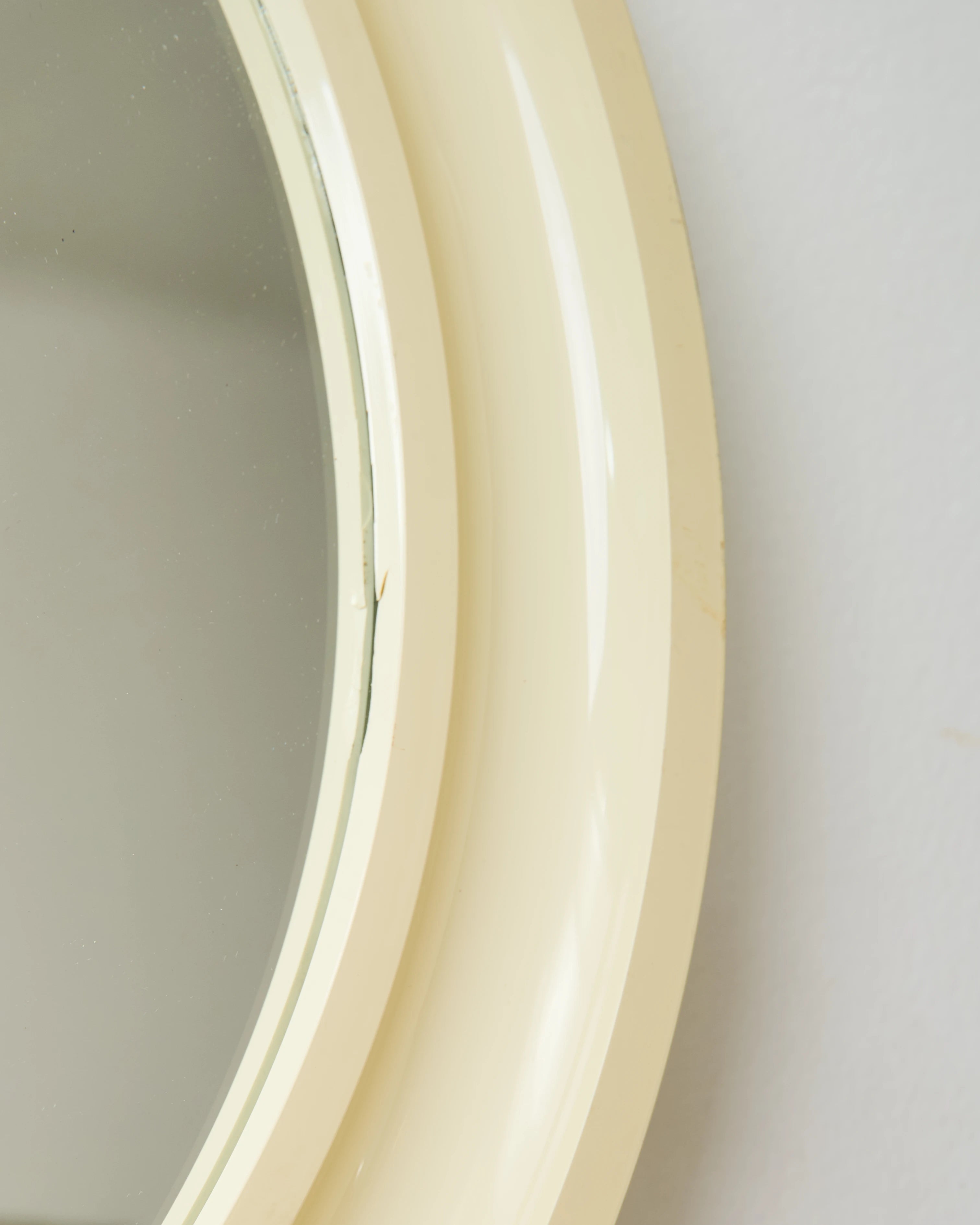 Miroir rond crème, dlg Carrara & Matta, Italie, 1970-1980s