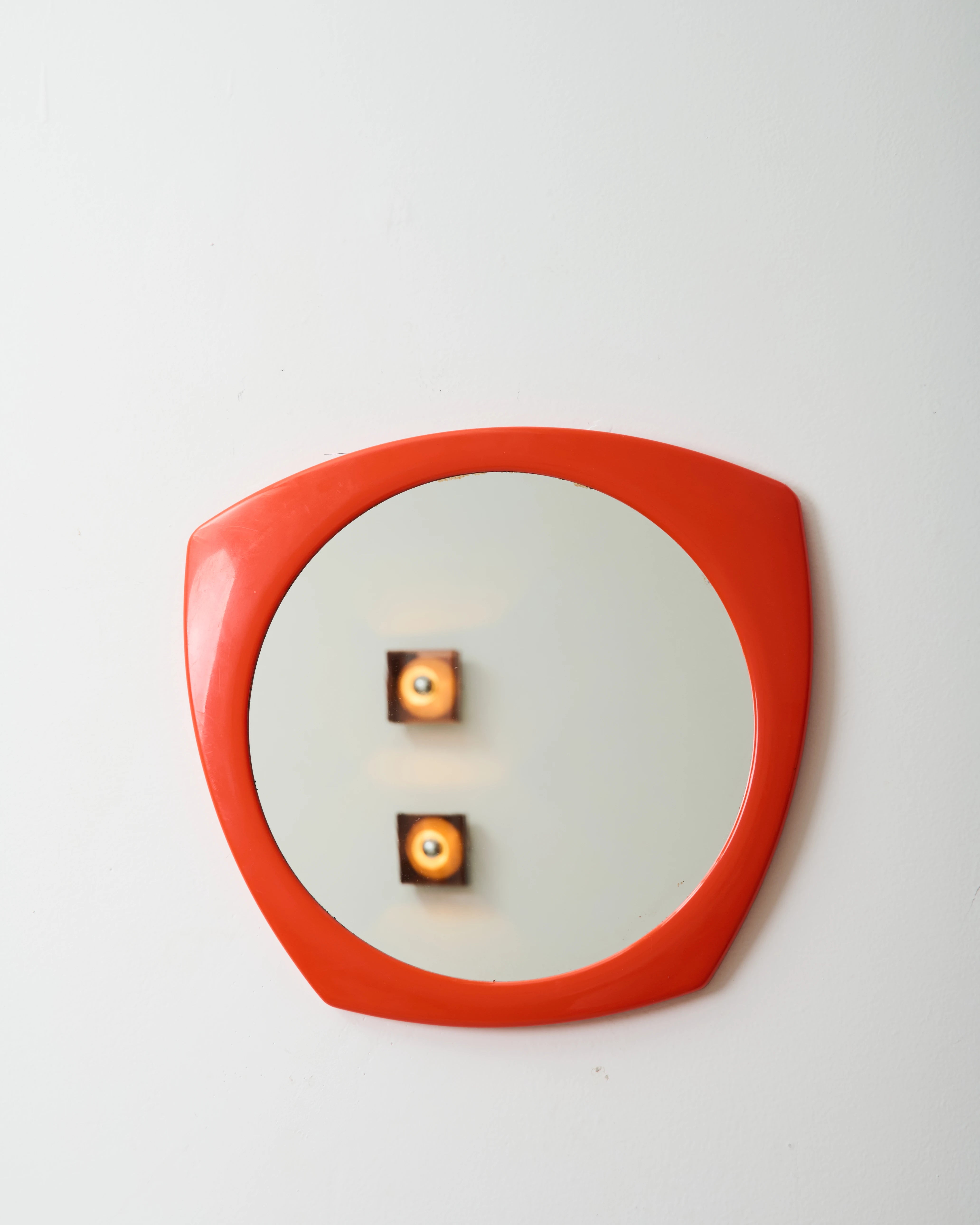 Miroir Pola orange, forme libre, 1970-1980