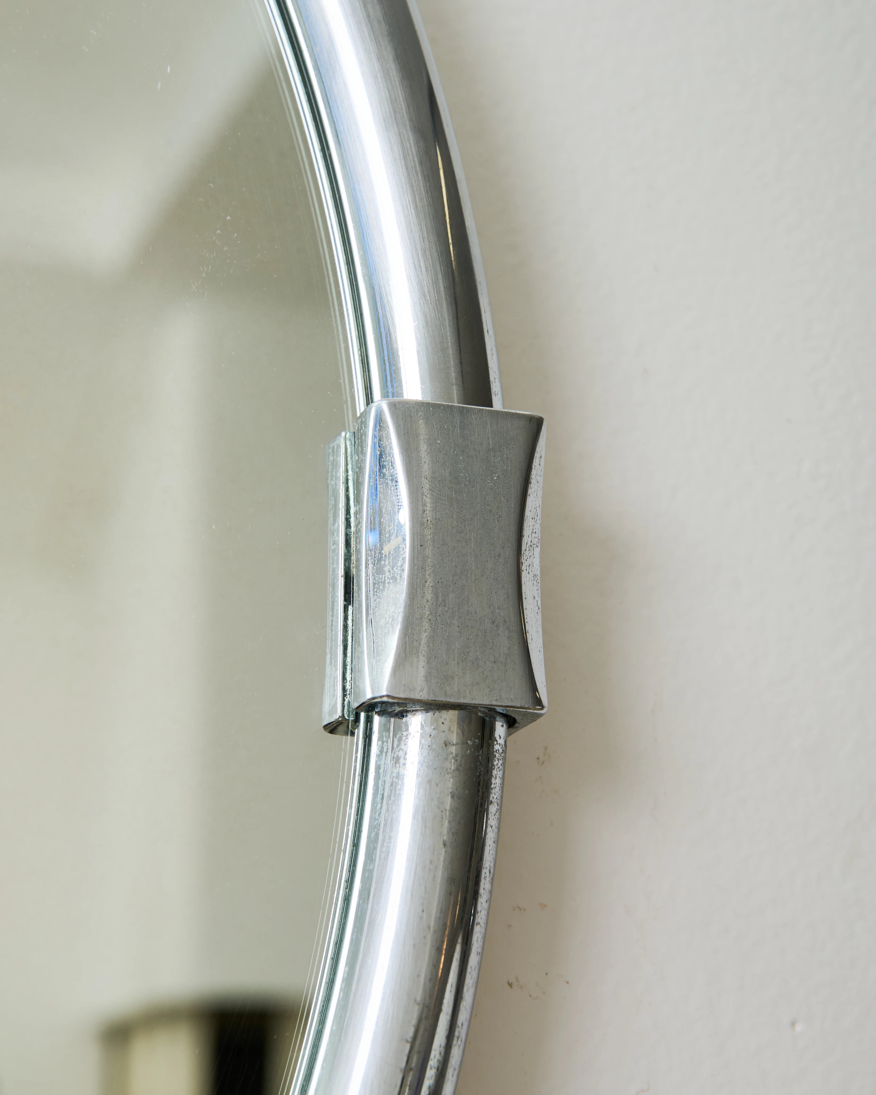 Miroir rond tubulaire en chrome, 1960-1970s