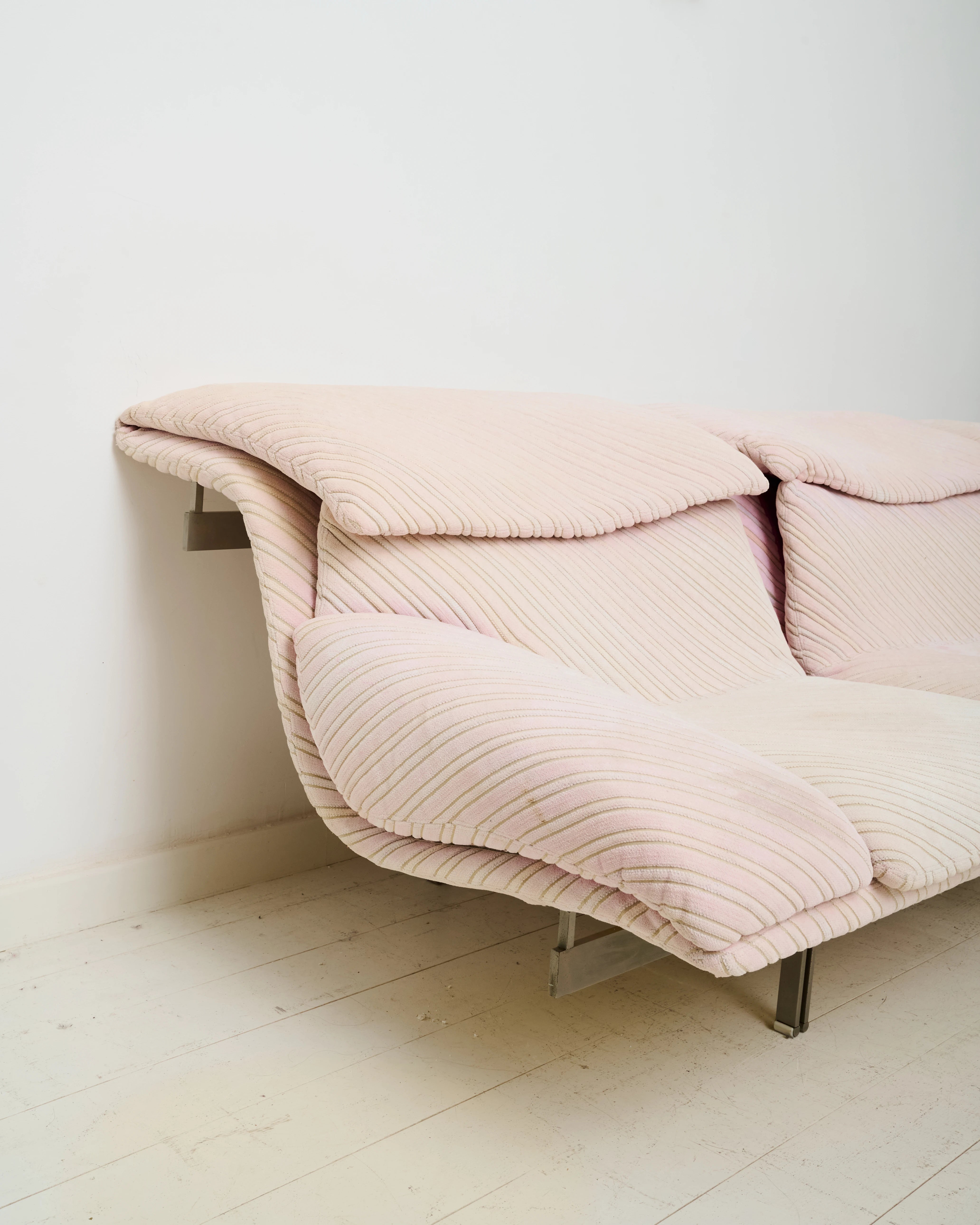 Canapé "Wave", Giovanni Offredi, Saporiti, 1970s