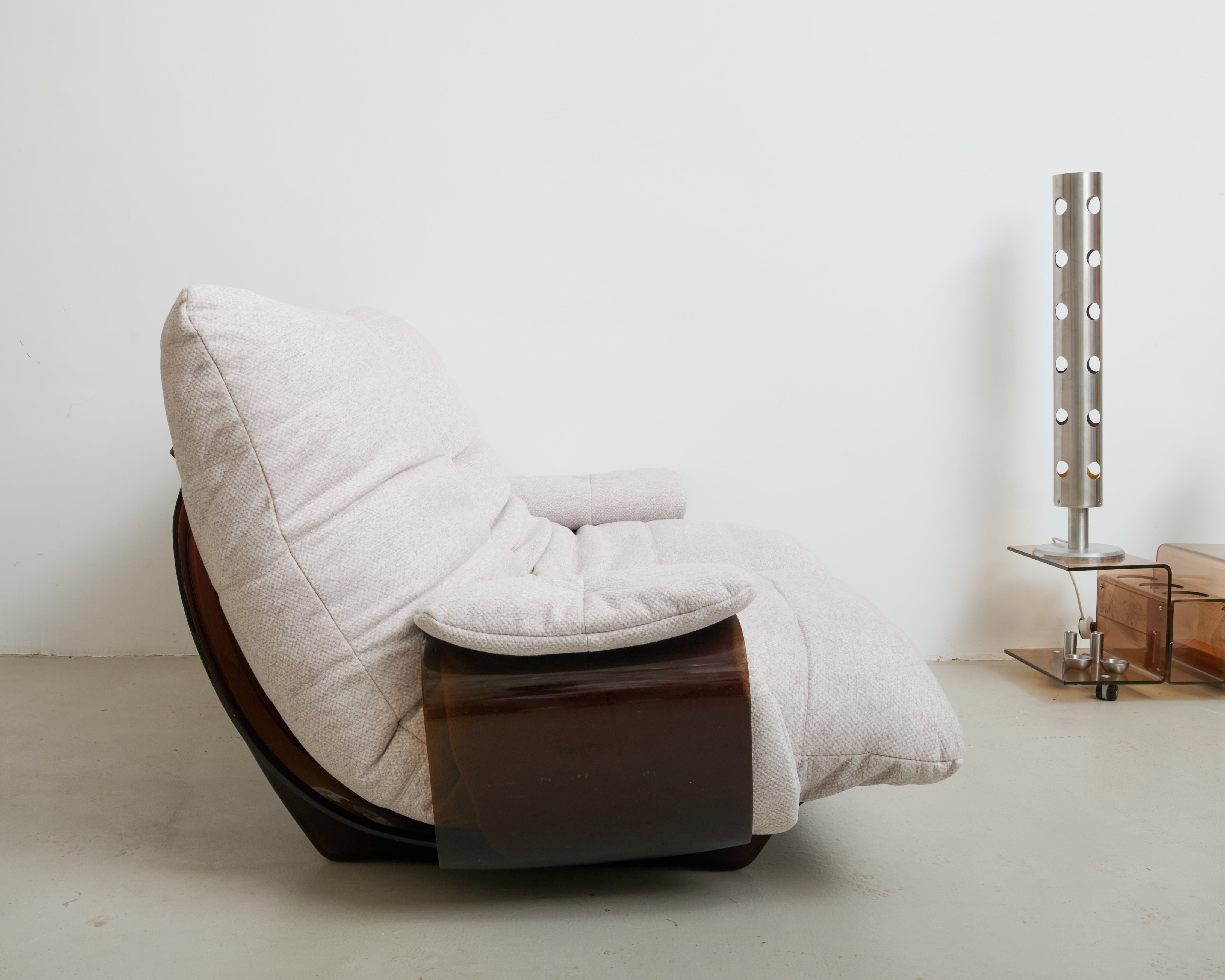 “Wave” fireside chair, Giovanni Offredi, Saporiti, 1970s