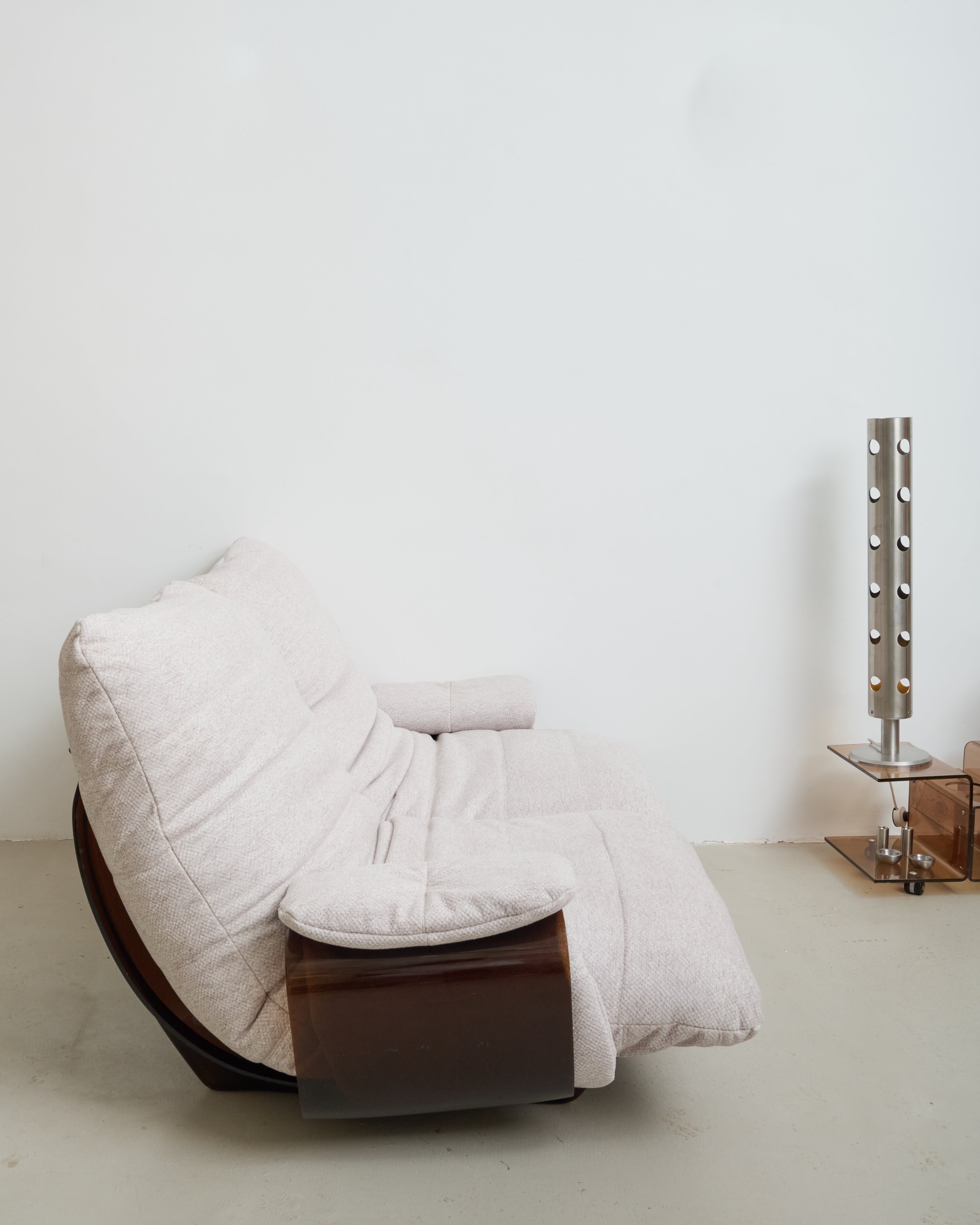 “Wave” fireside chair, Giovanni Offredi, Saporiti, 1970s