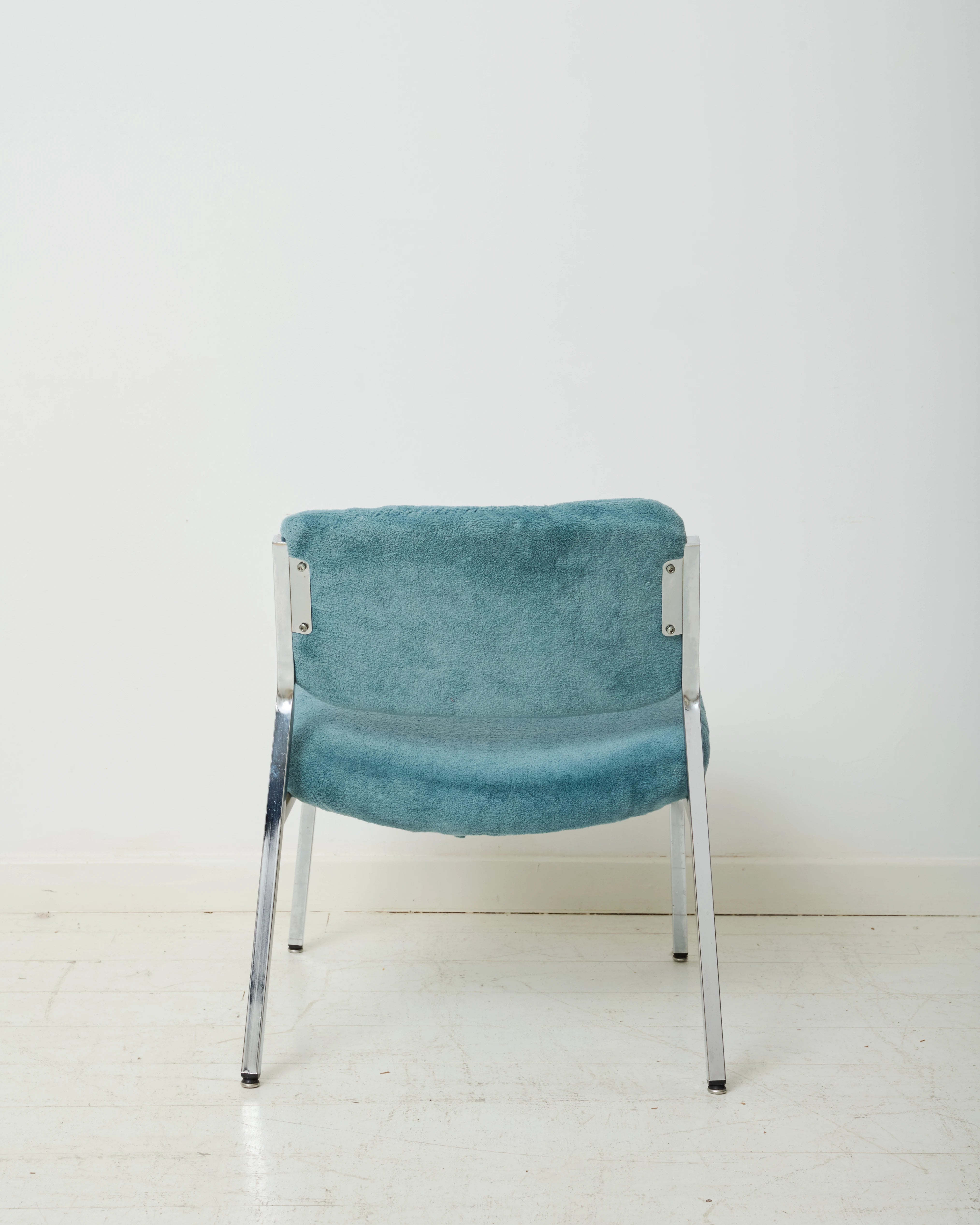 Chauffeuse bleu avec structure en chrome, 1970s