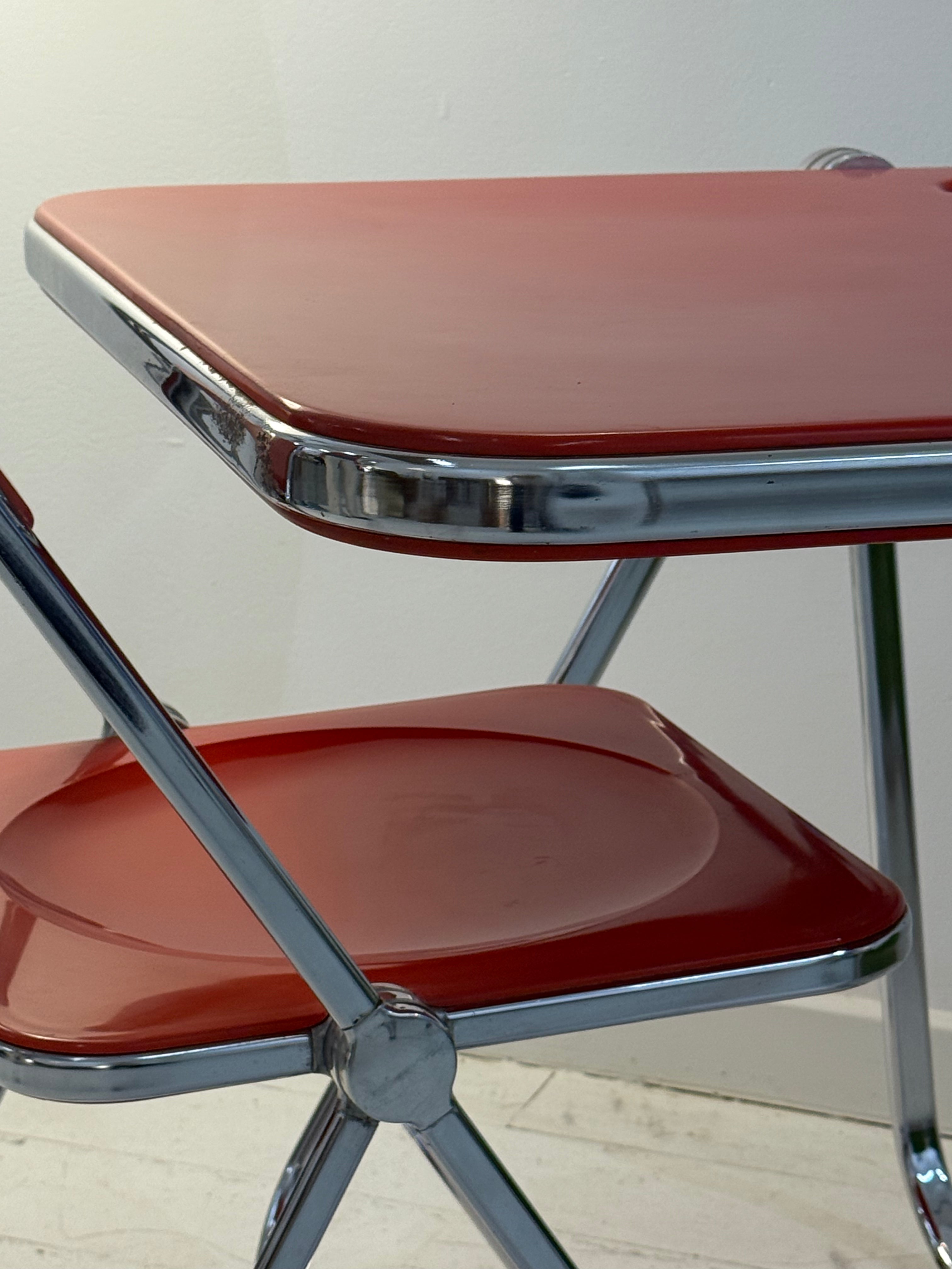 Bureau "Platone" et chaise "Plia", Anonima Castelli, Giancarlo Piretti, 1970s