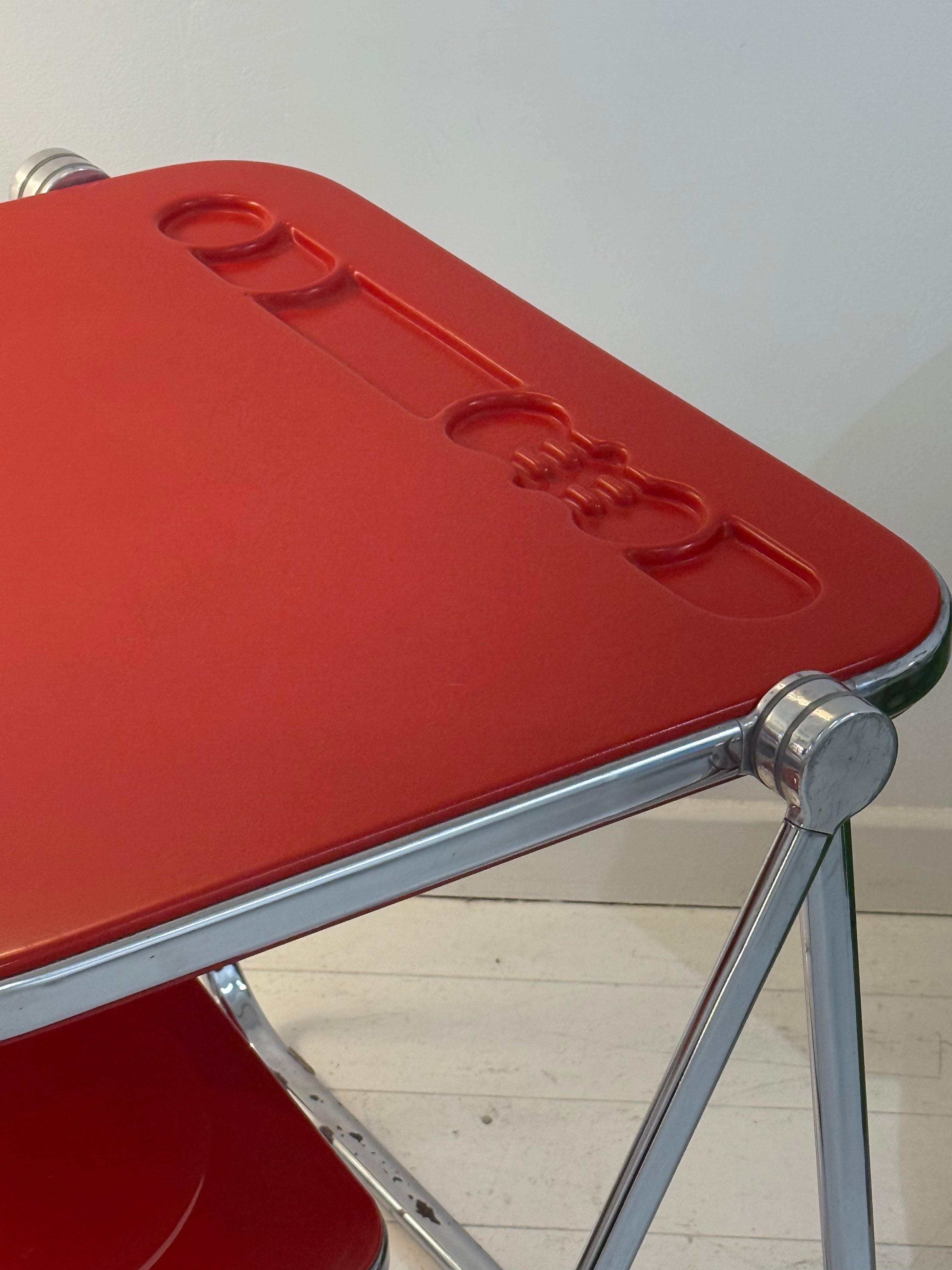 Bureau "Platone" et chaise "Plia", Anonima Castelli, Giancarlo Piretti, 1970s