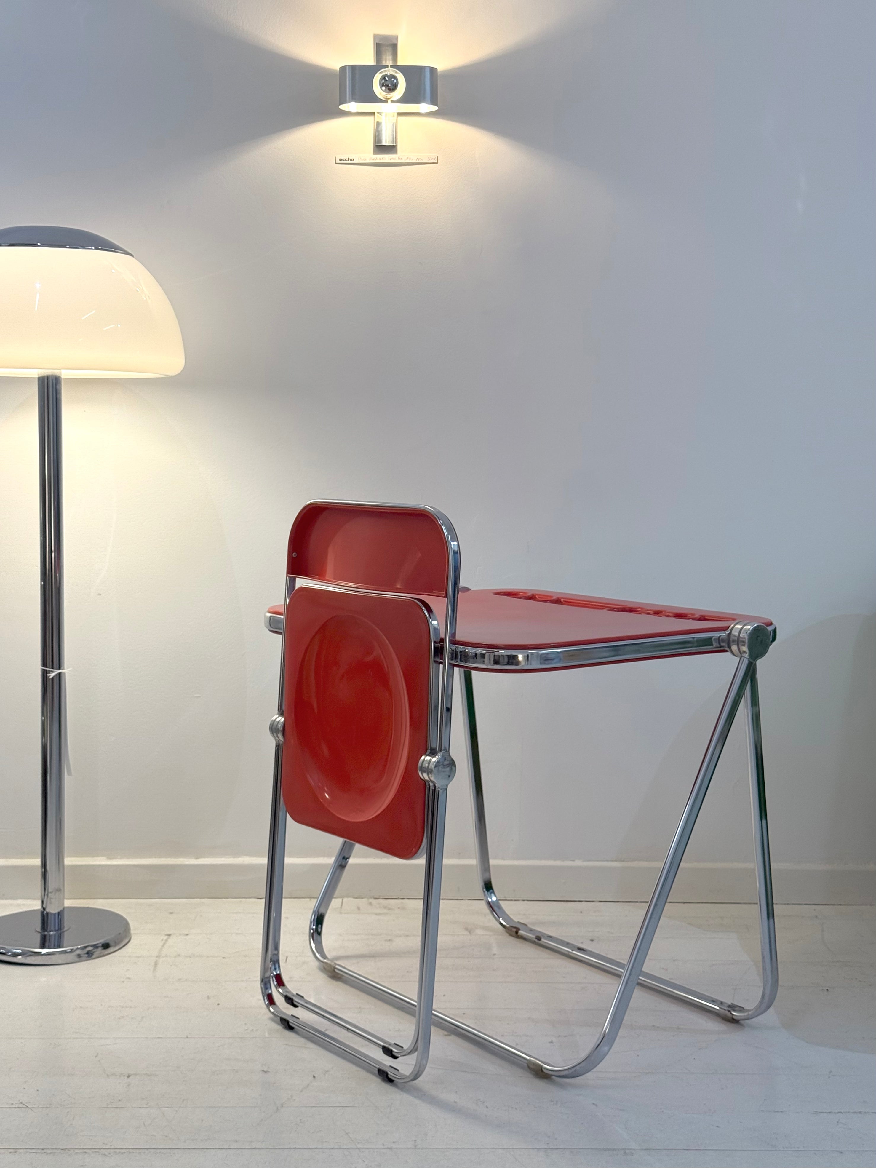 Bureau "Platone" et chaise "Plia", Anonima Castelli, Giancarlo Piretti, 1970s