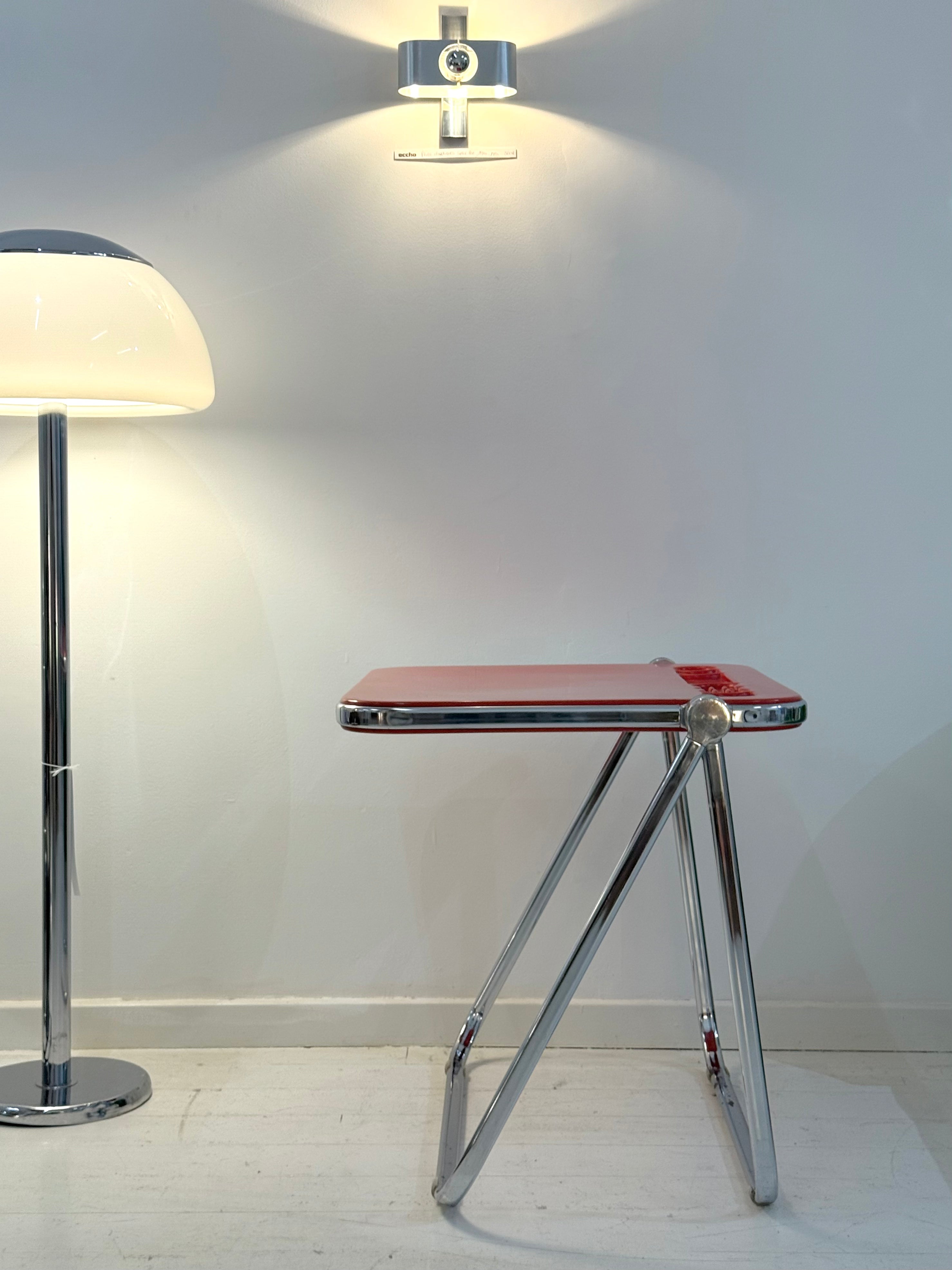 Bureau "Platone" et chaise "Plia", Anonima Castelli, Giancarlo Piretti, 1970s