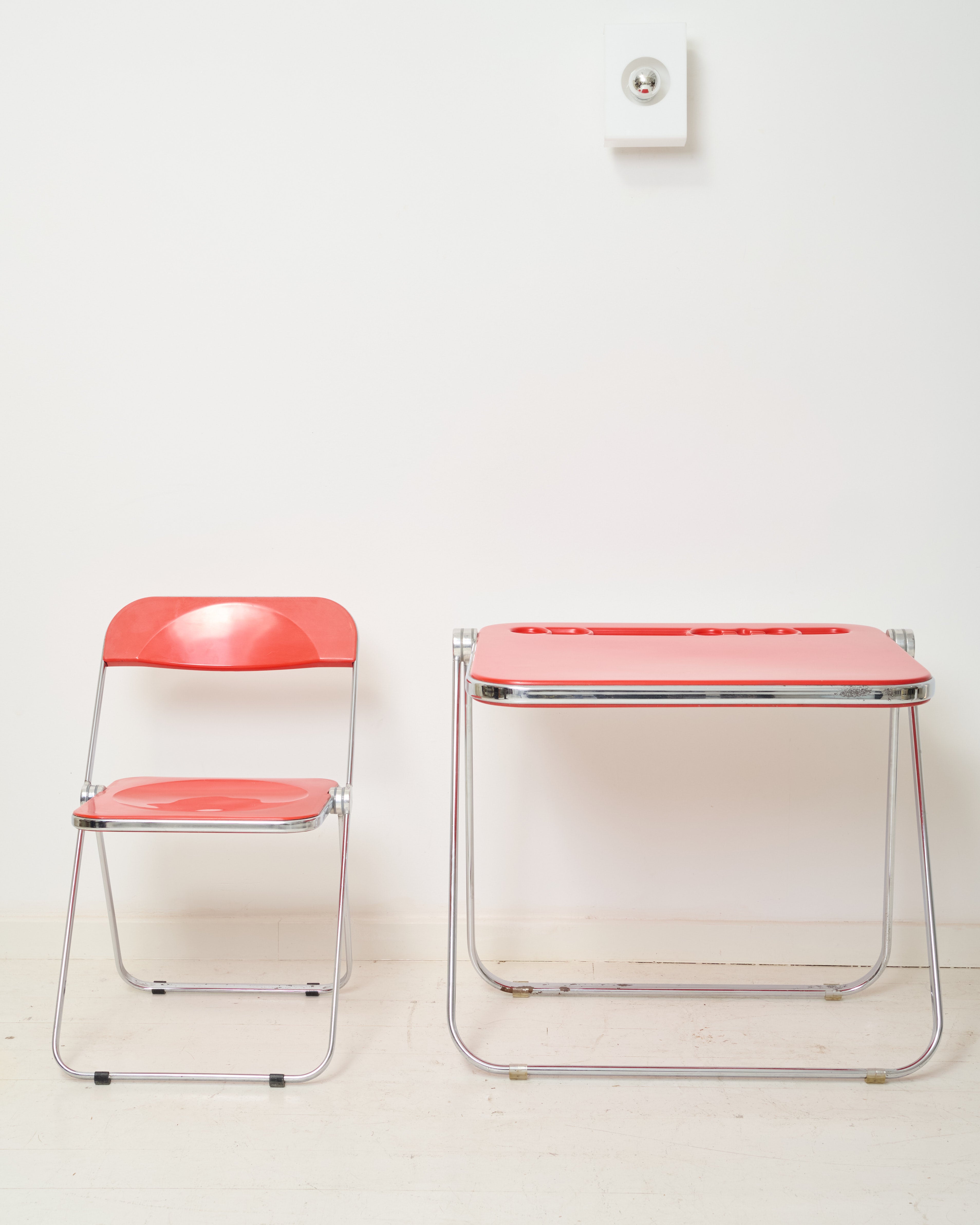 Bureau "Platone" et chaise "Plia", Anonima Castelli, Giancarlo Piretti, 1970s