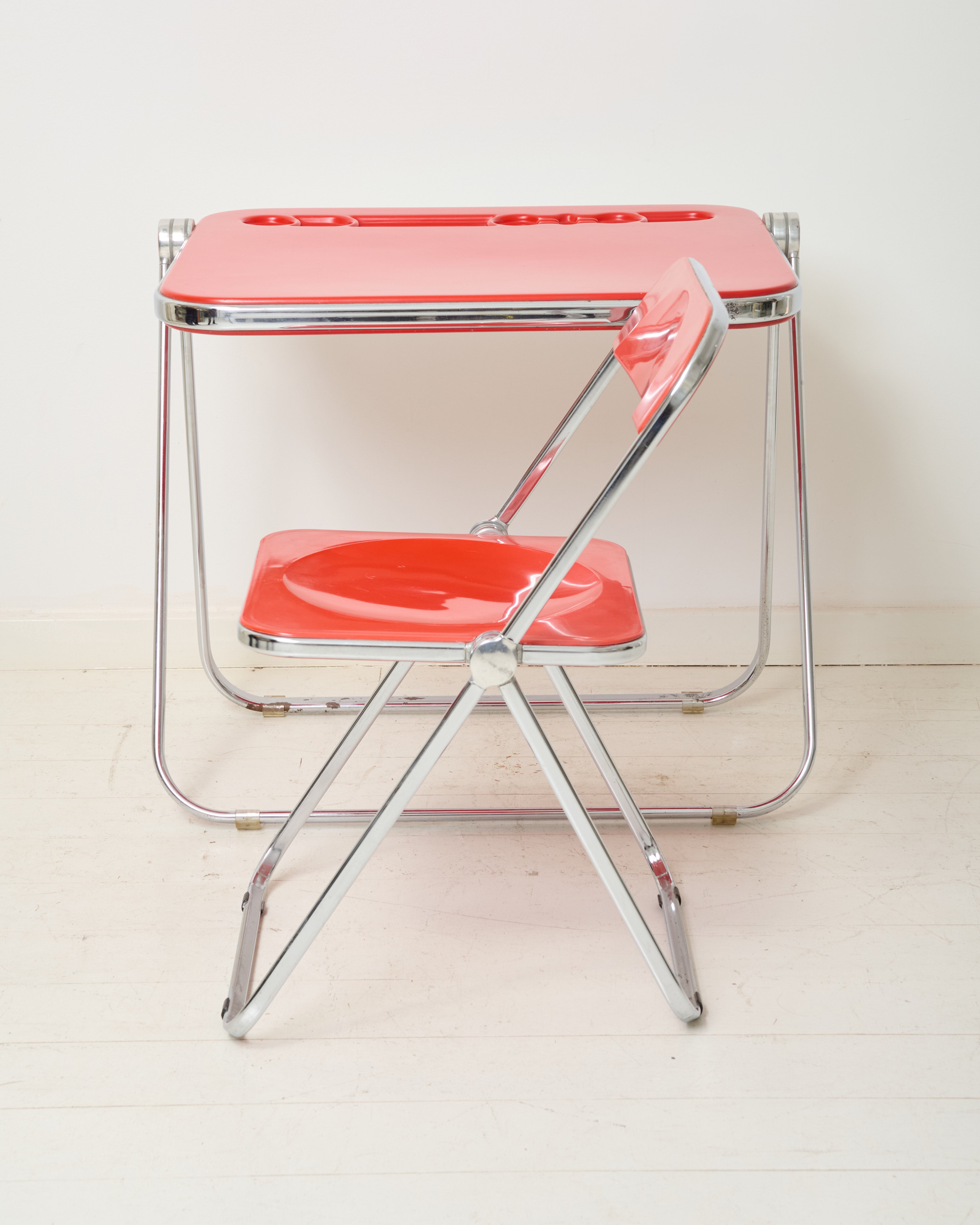 Bureau "Platone" et chaise "Plia", Anonima Castelli, Giancarlo Piretti, 1970s