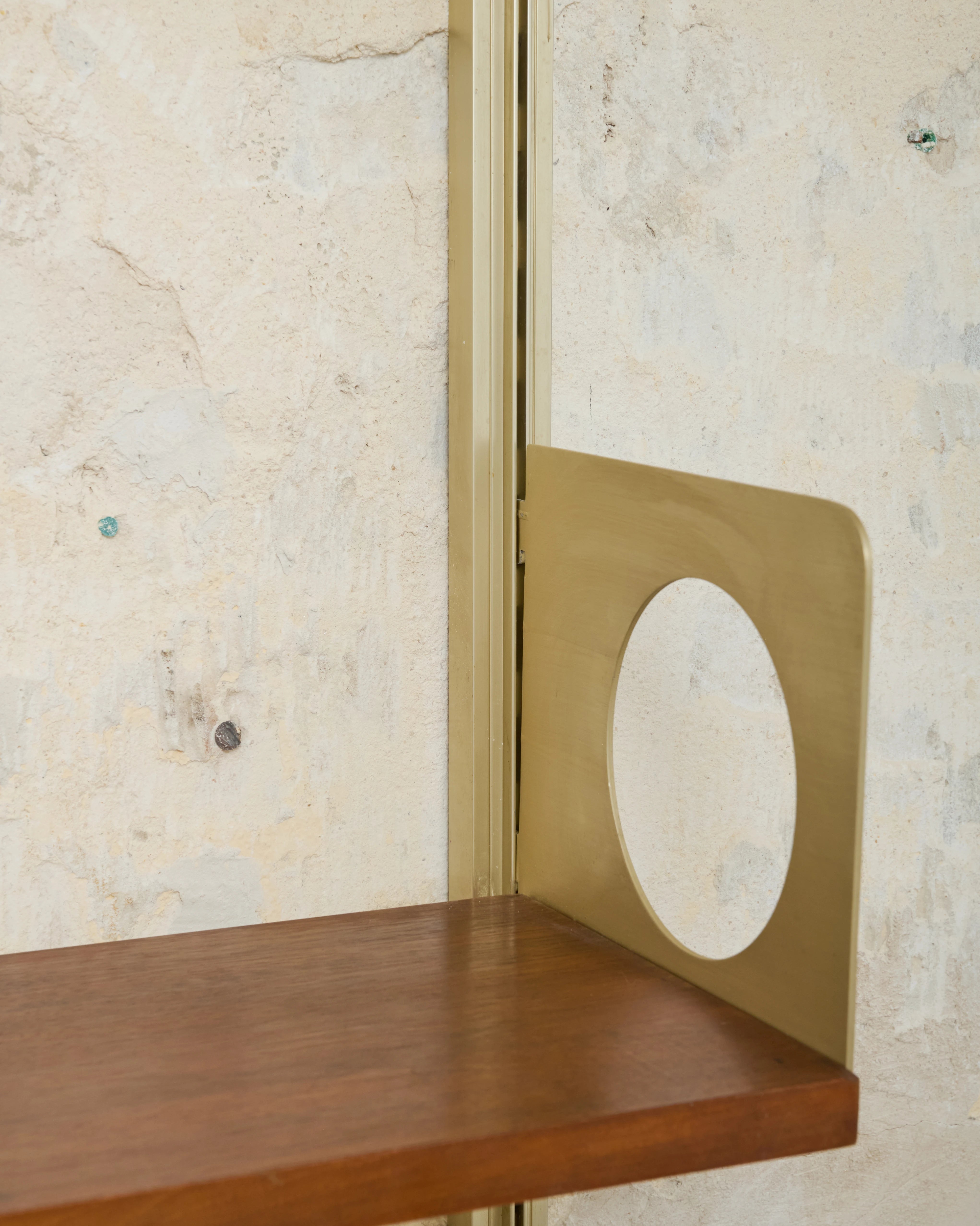 Wall shelves in wood and brushed brass, 1970s