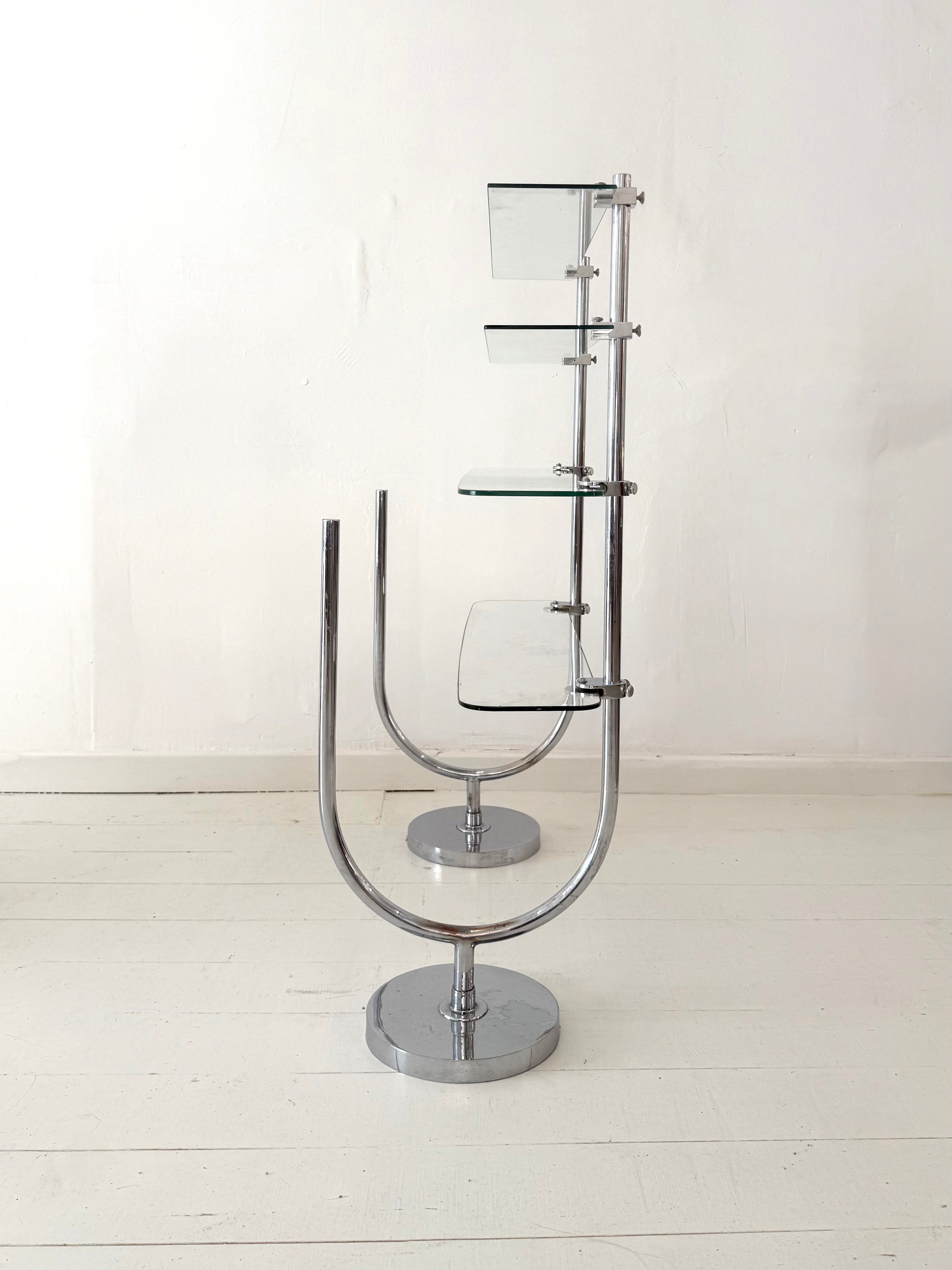 Etagère tubulaire, 1970s
