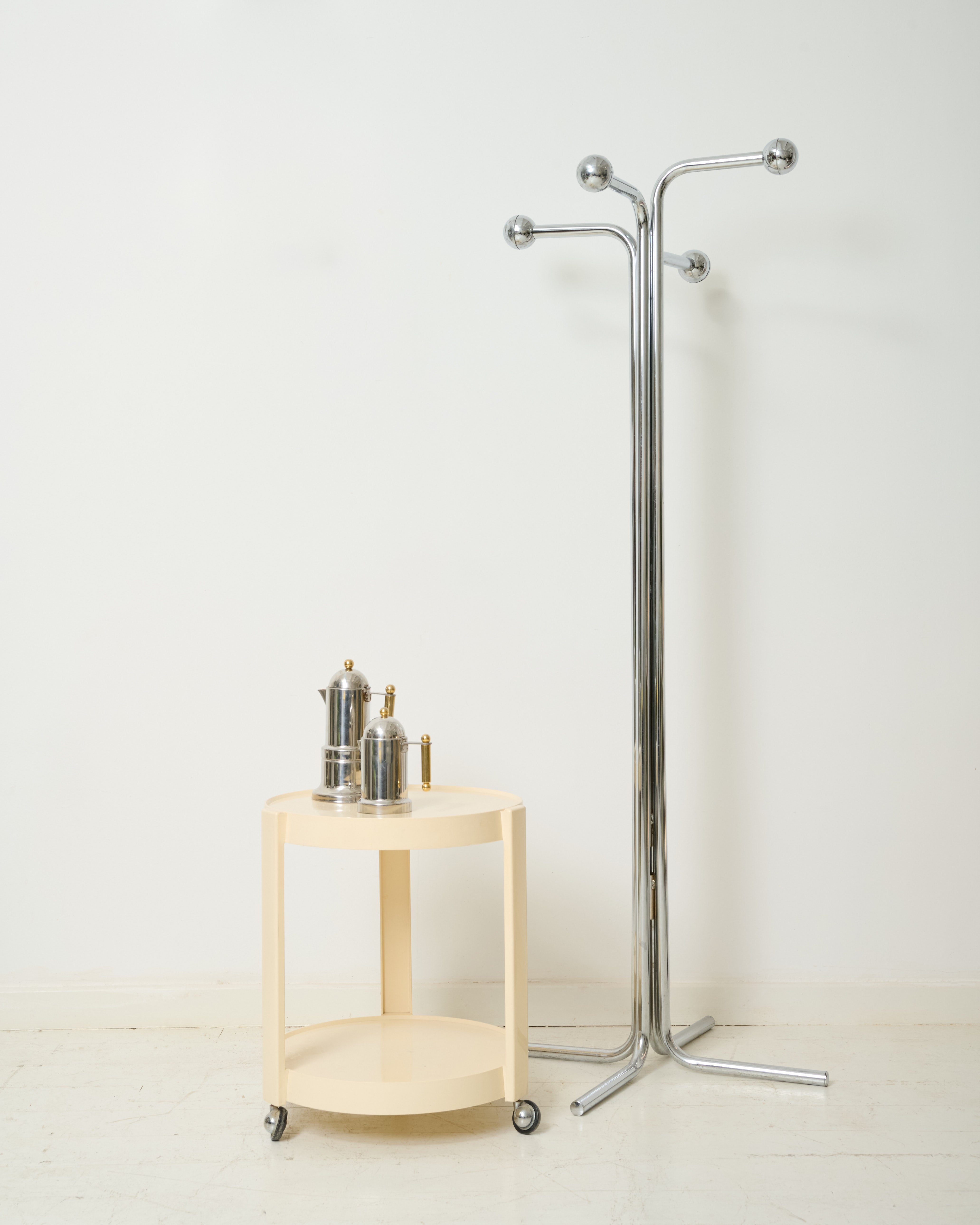 Desserte à roulettes en plastique beige, 1970s