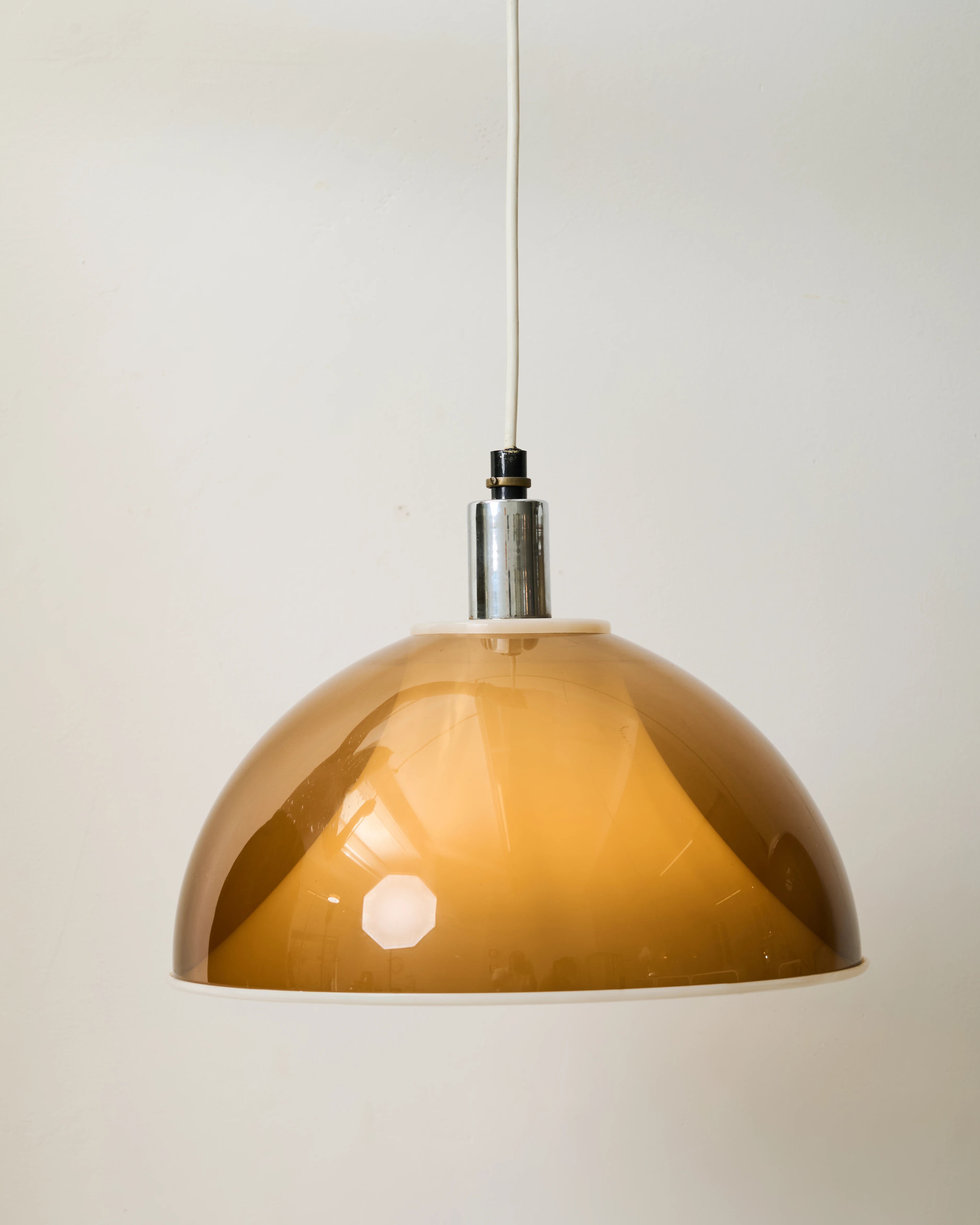 Plexiglas pendant lamp, design "Meblo", Guzzini, 1970s