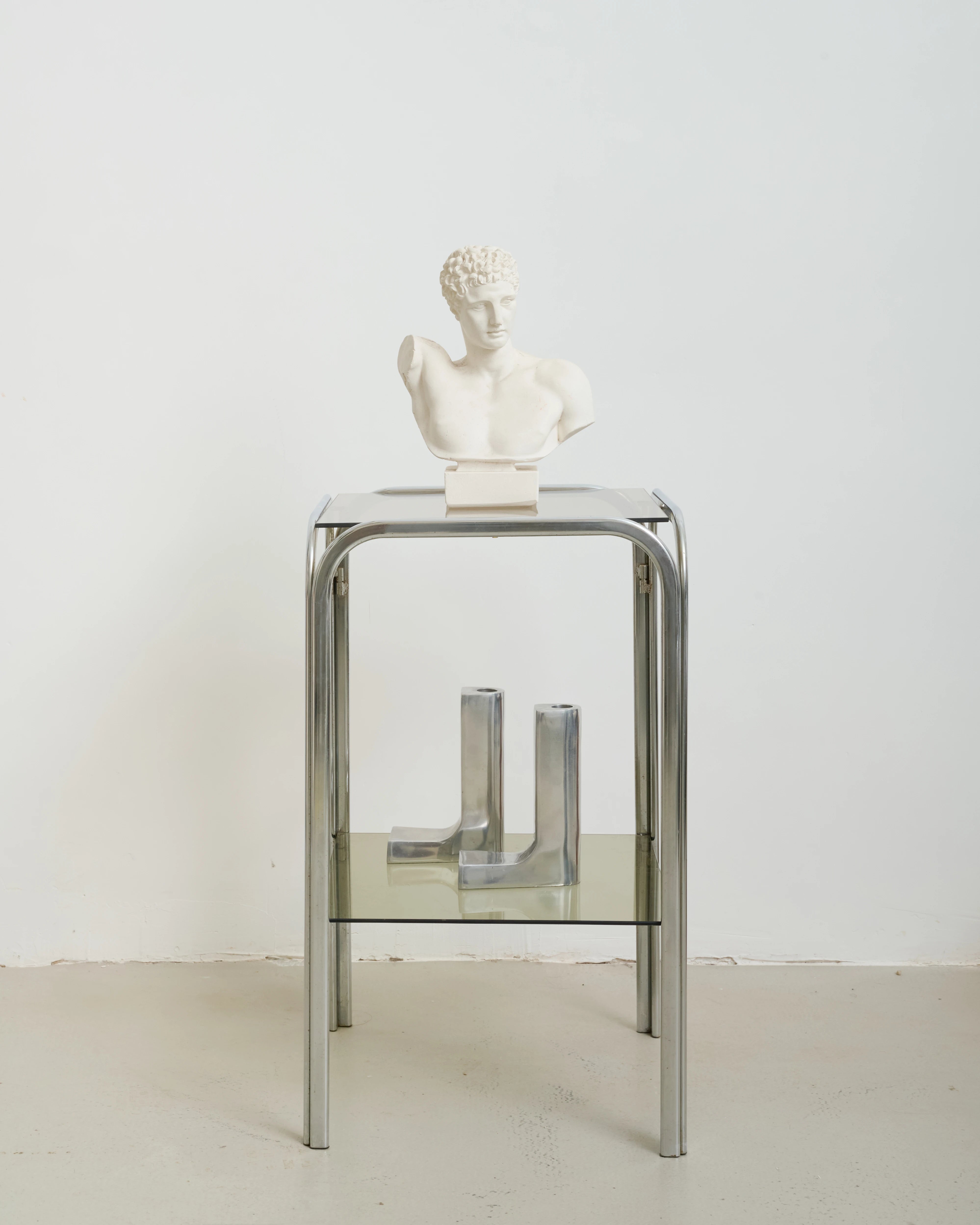 Table d'appoint tubulaire avec plateaux en verre fumé, 1970s