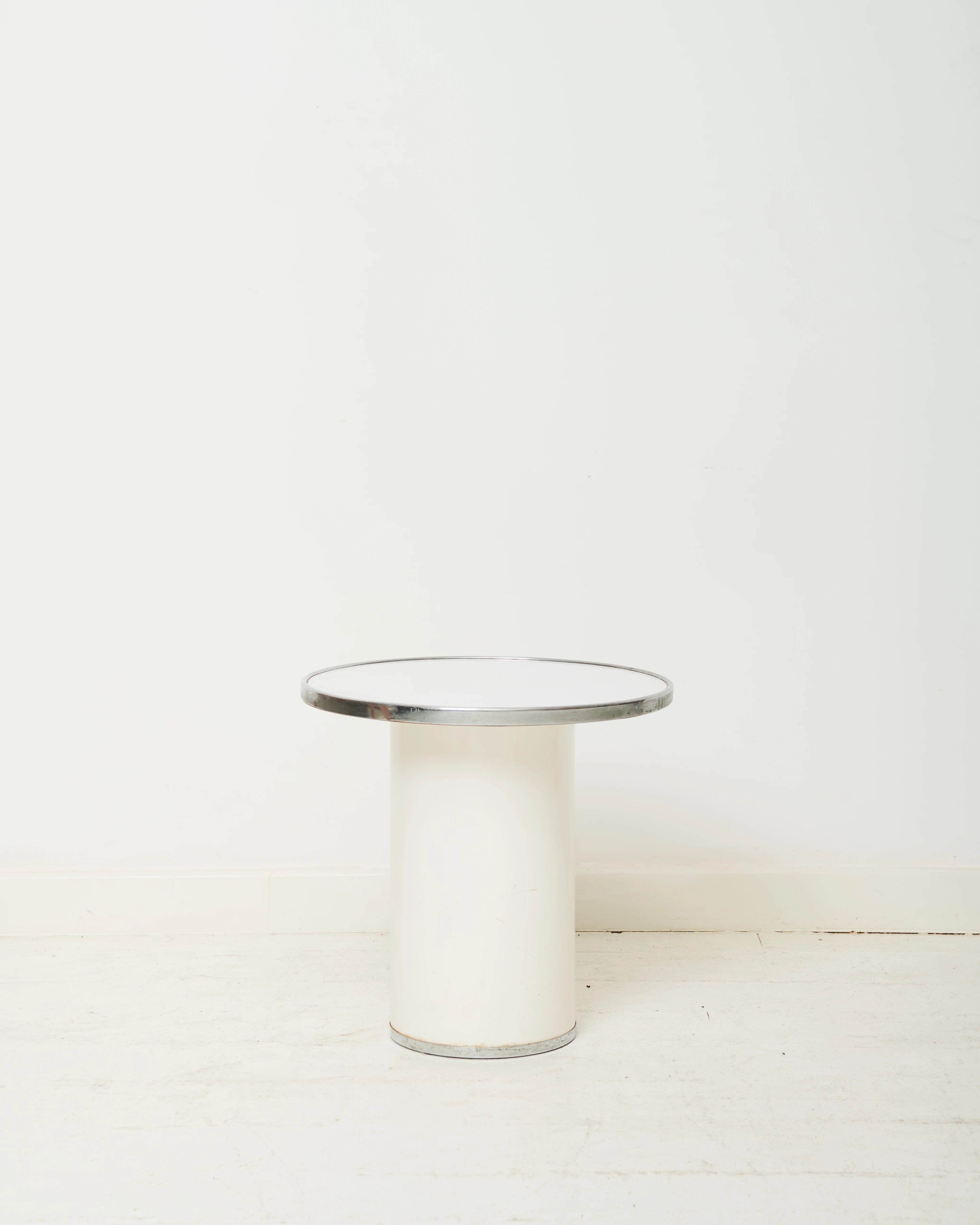 Table d'appoint métal blanc et inox, 1970s