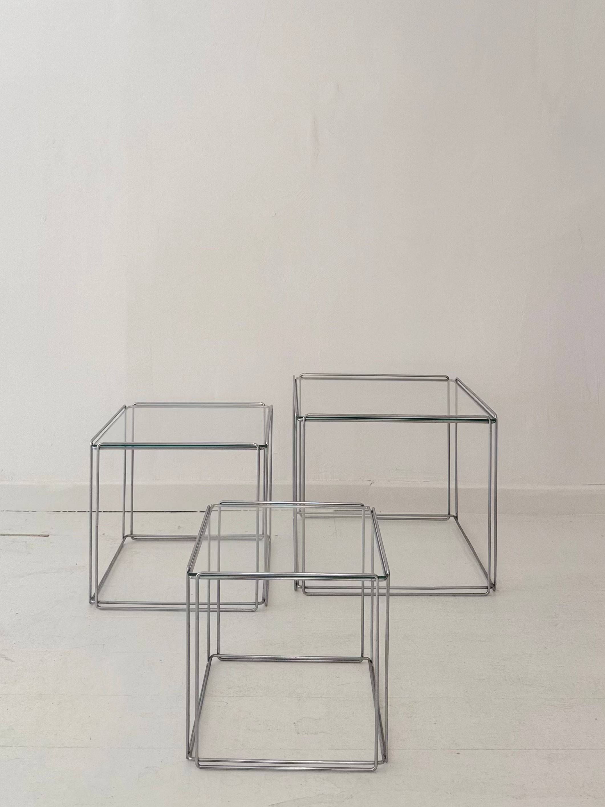 Table gigognes "Isocèle", Max Sauze, 1970s