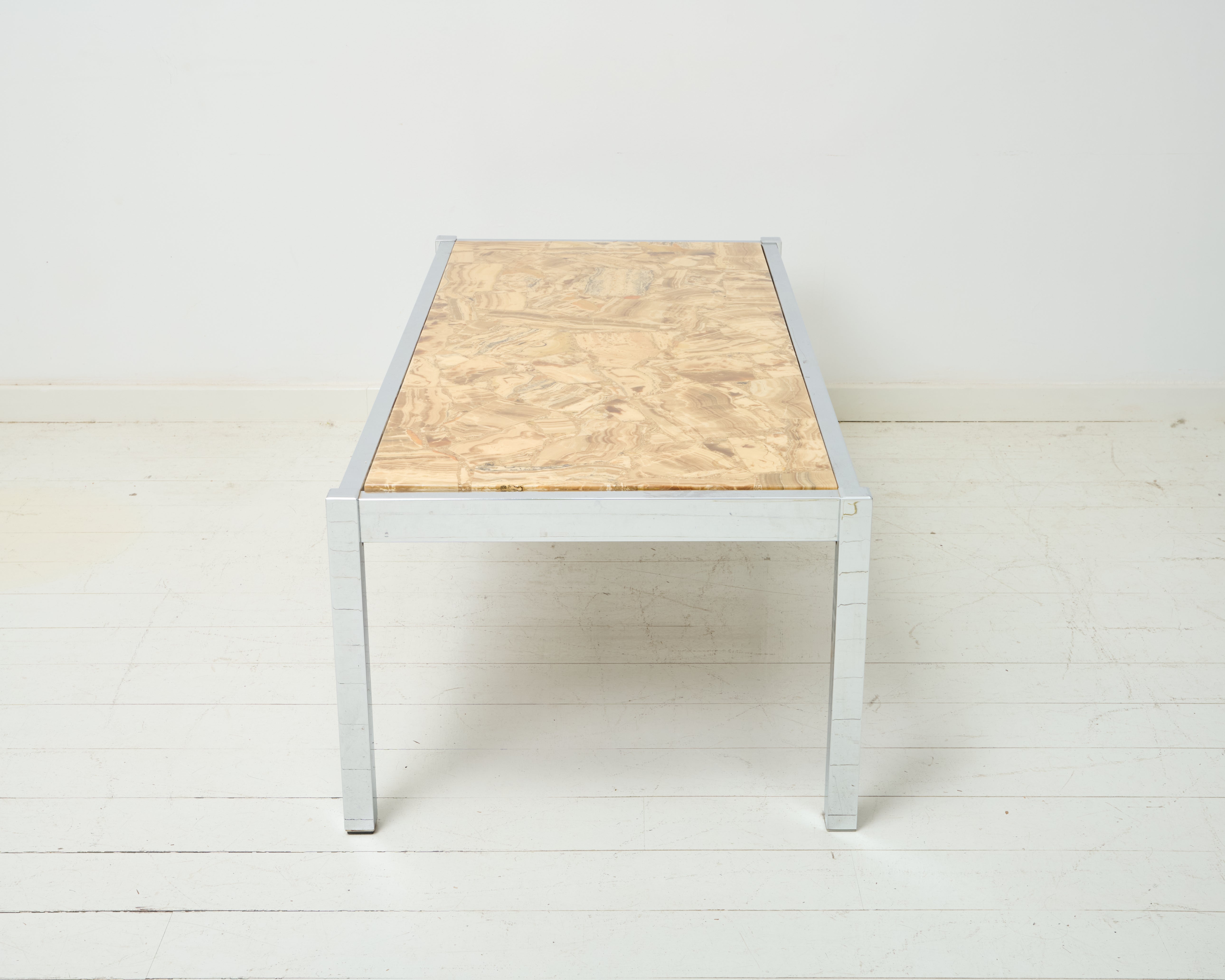 Table basse en pierre et chrome, 1970-1980