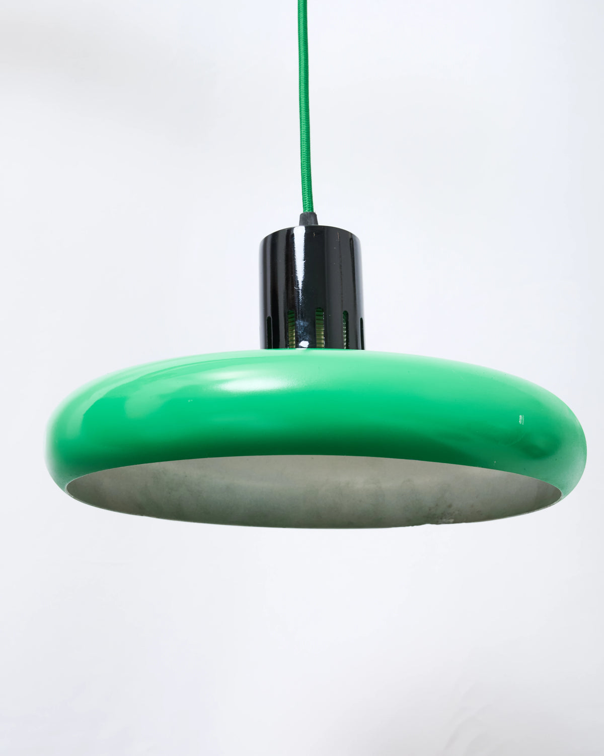 Suspension en métal vert et noir, post-moderne, 1980s