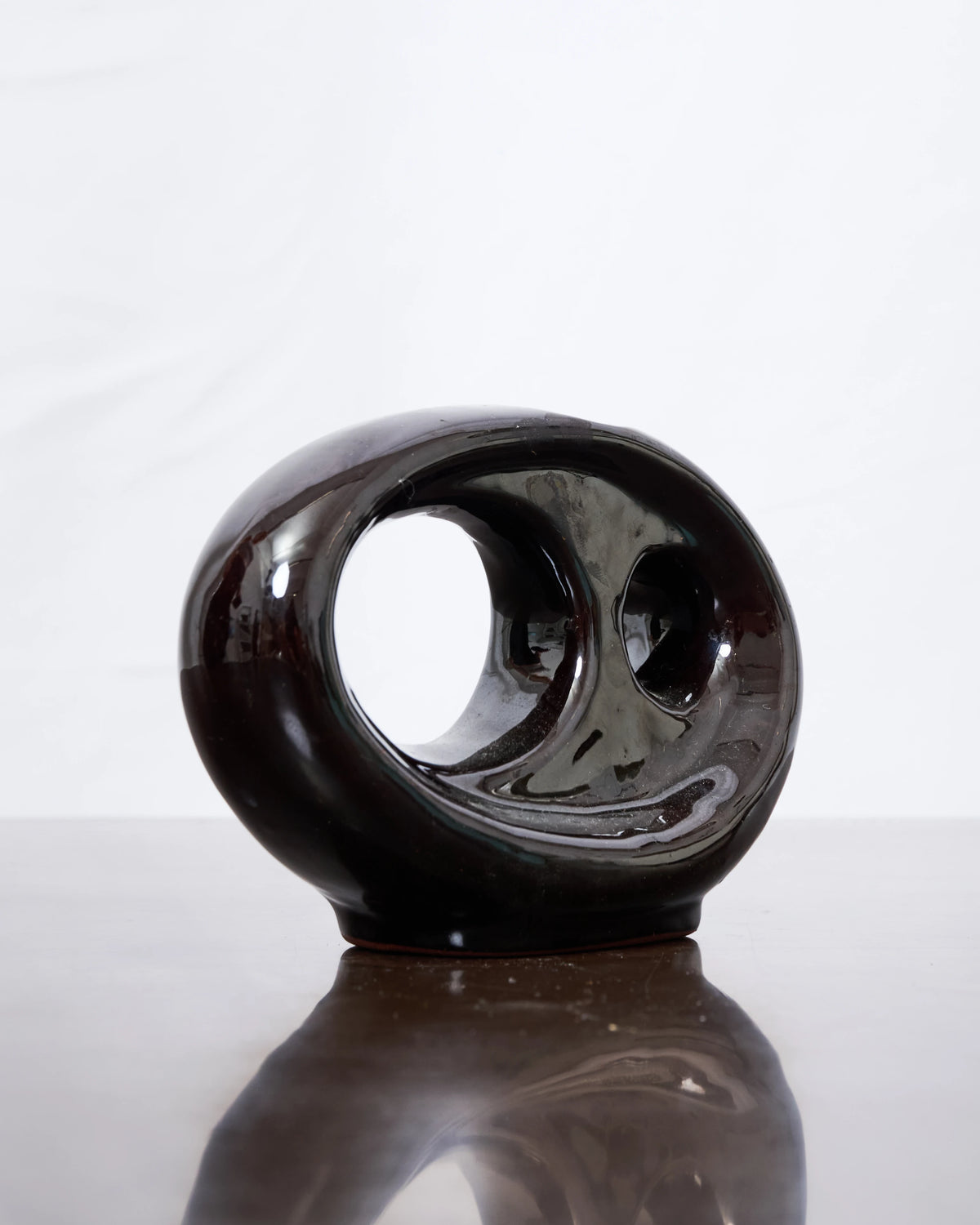 Brown openwork vase, Toyo Japan, 1970-1980