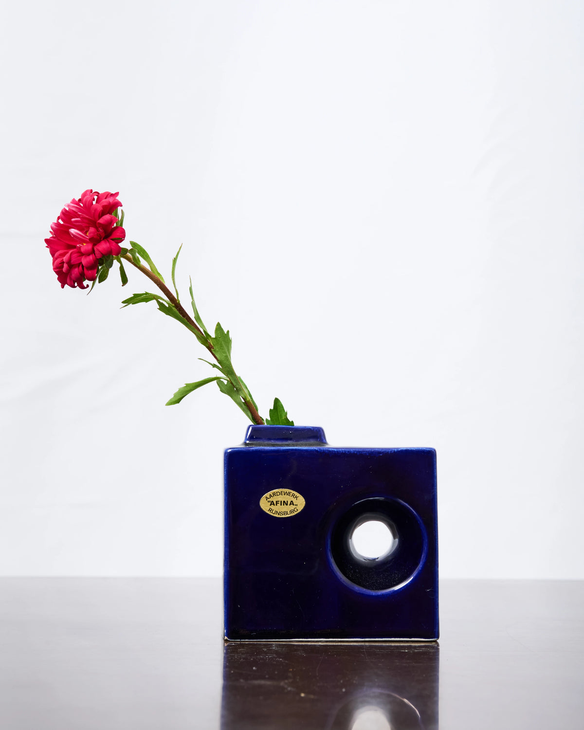 Vase cheminée en faïence, Afina Rijnsburg, 1960s
