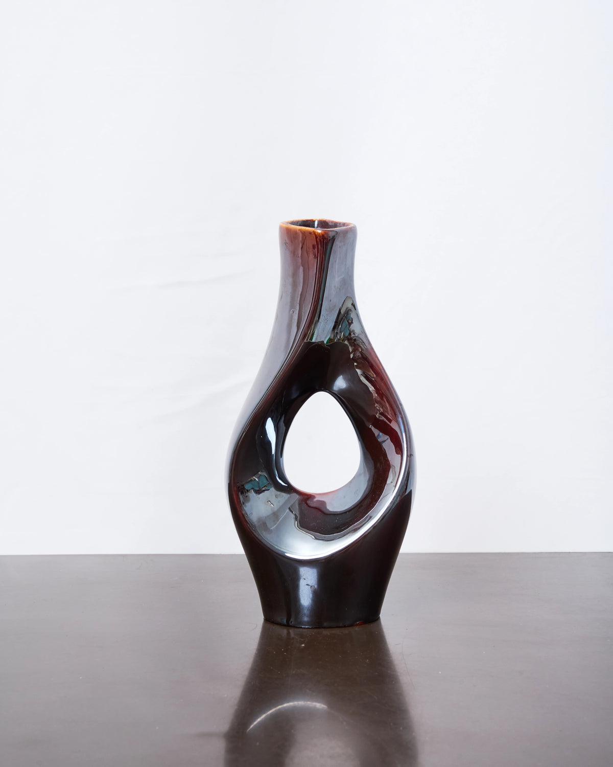 Vase en céramique marron irisé, dlg Bertoncello, 1970s