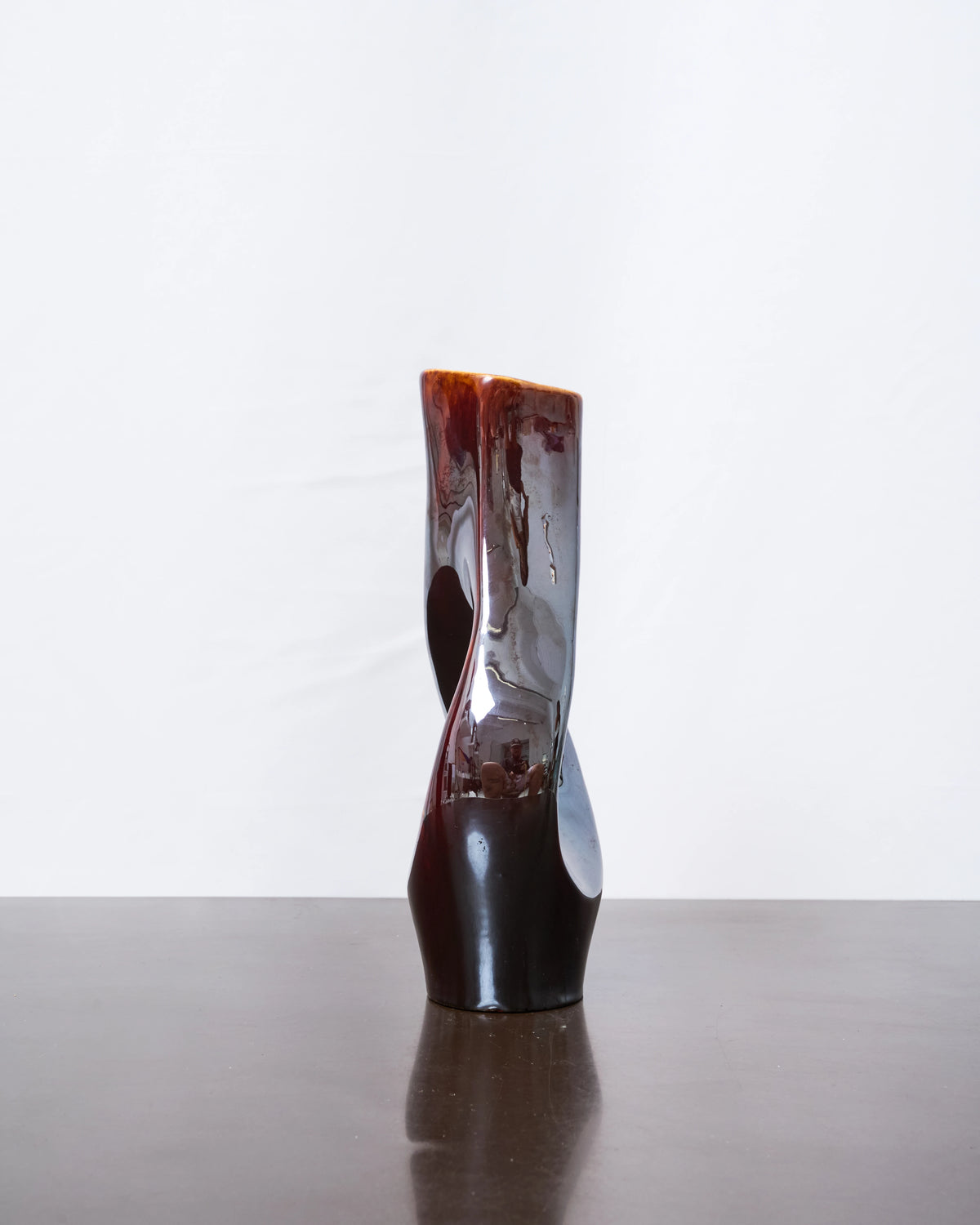 Vase en céramique marron irisé, dlg Bertoncello, 1970s