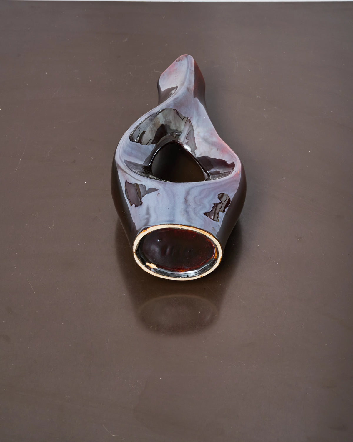 Vase en céramique marron irisé, dlg Bertoncello, 1970s