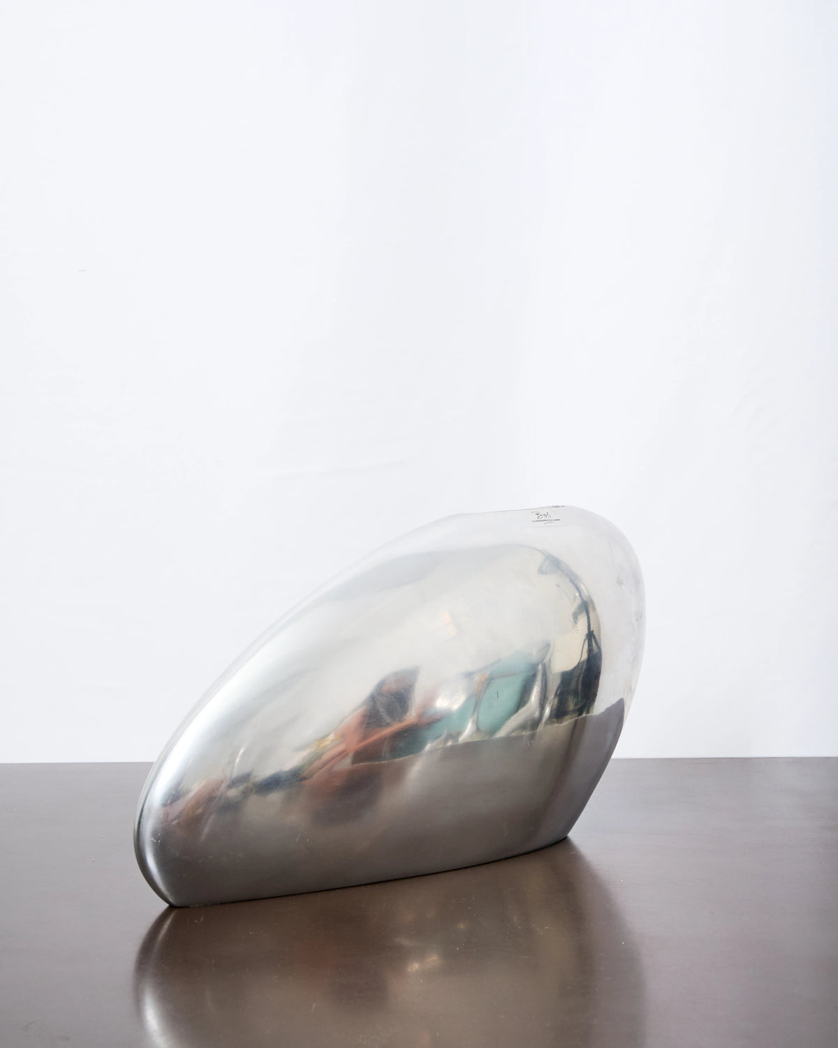 Vase en fonte aluminium "Aérodynamique", 1970s