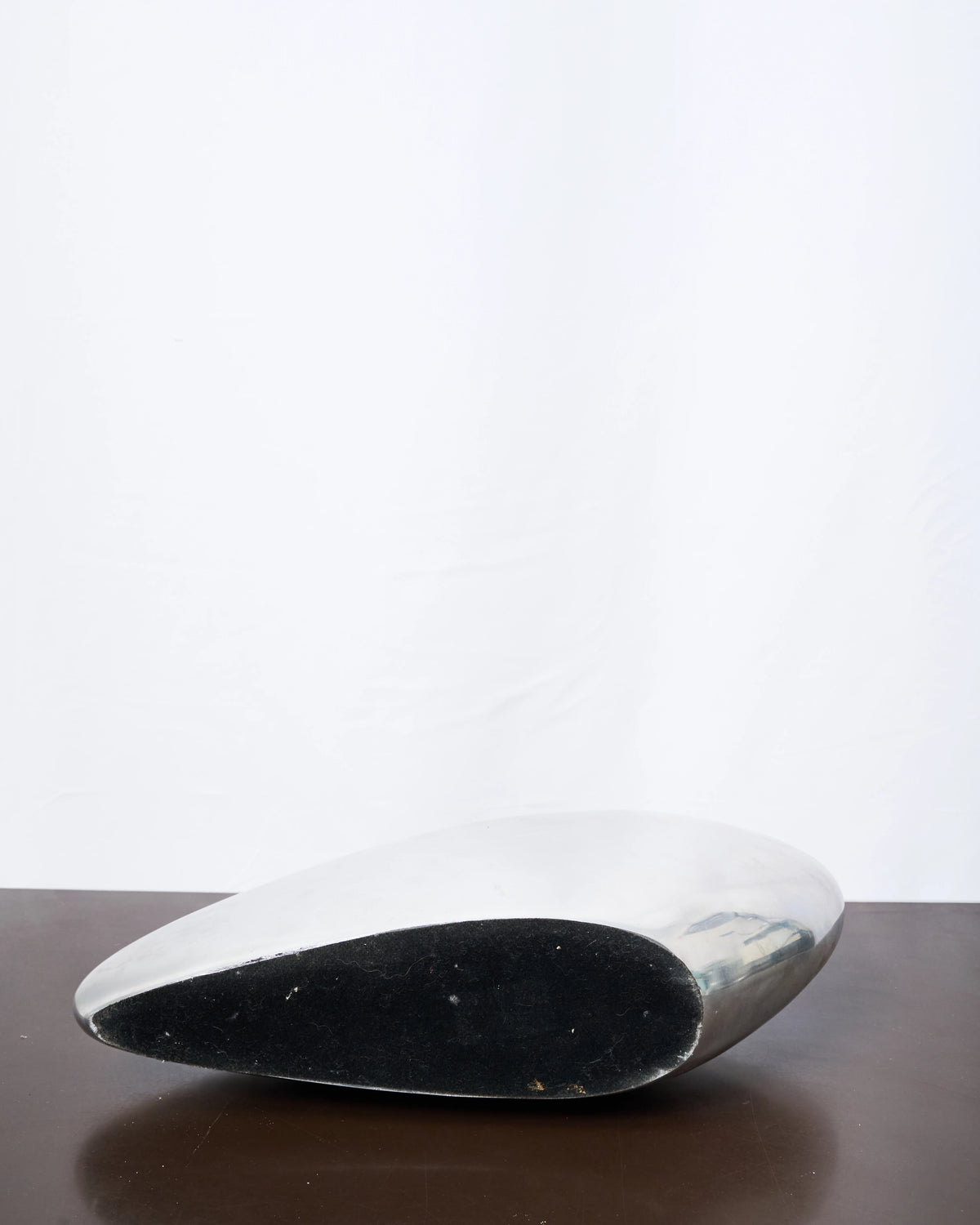 Vase en fonte aluminium "Aérodynamique", 1970s