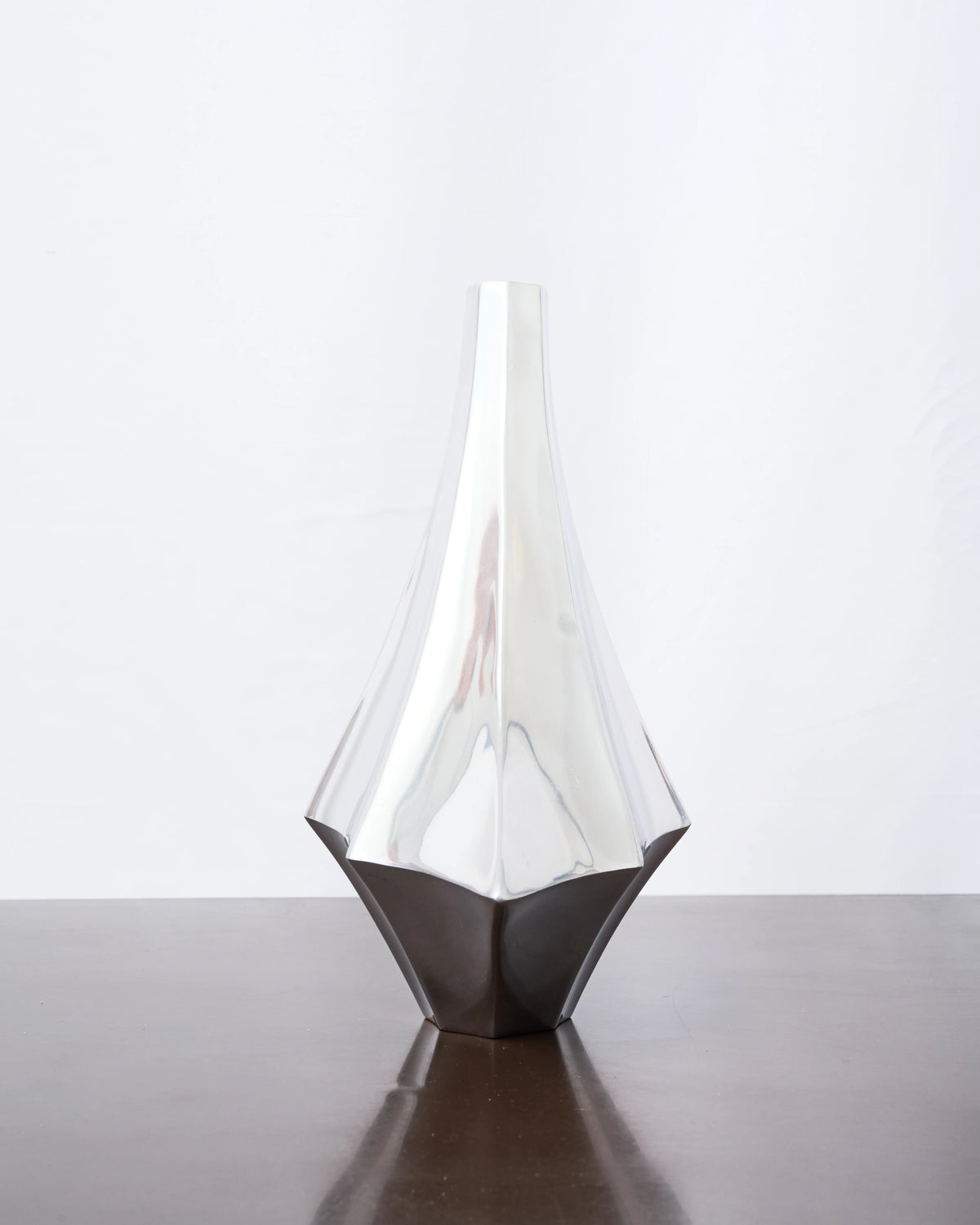 Vase fonte aluminium "Spider", 1970s
