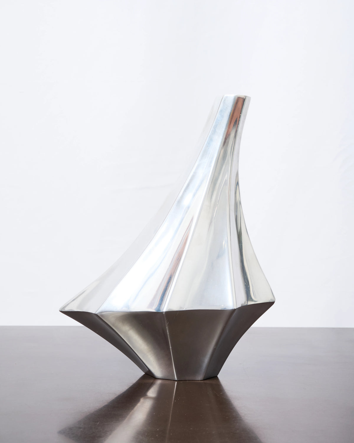 Vase fonte aluminium "Spider", 1970s