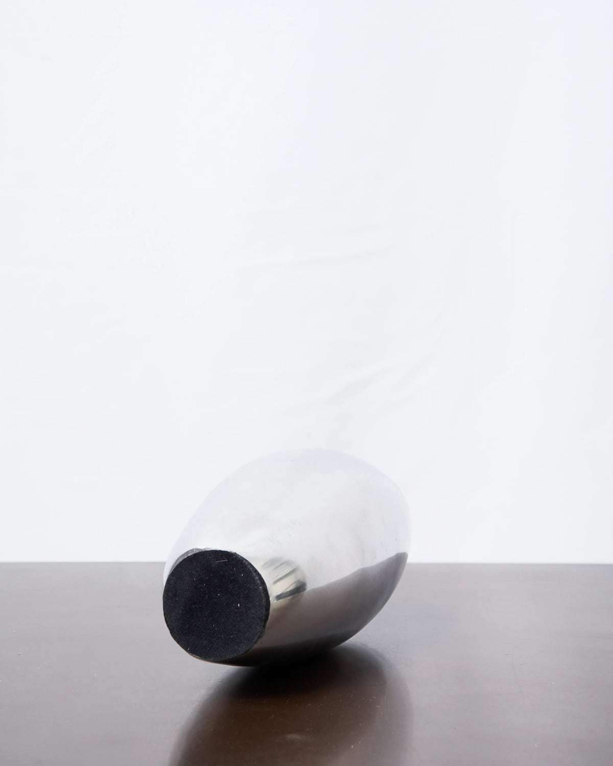 Vase "Cylindre tourbillon" en fonte d'aluminium, 1970s